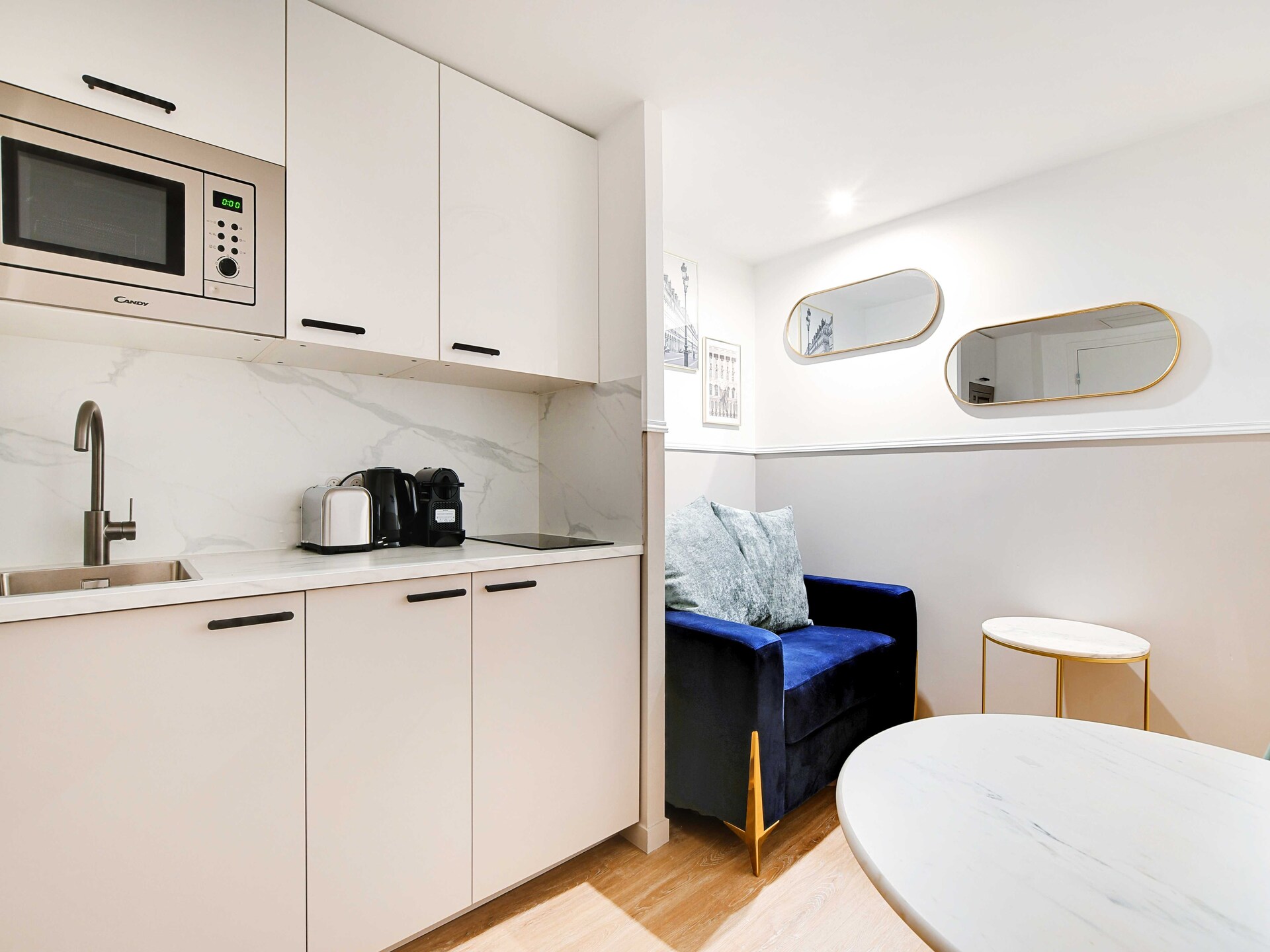 Modern appartement met airco in Montmartre, op 3 minuten van de metro - foto 2