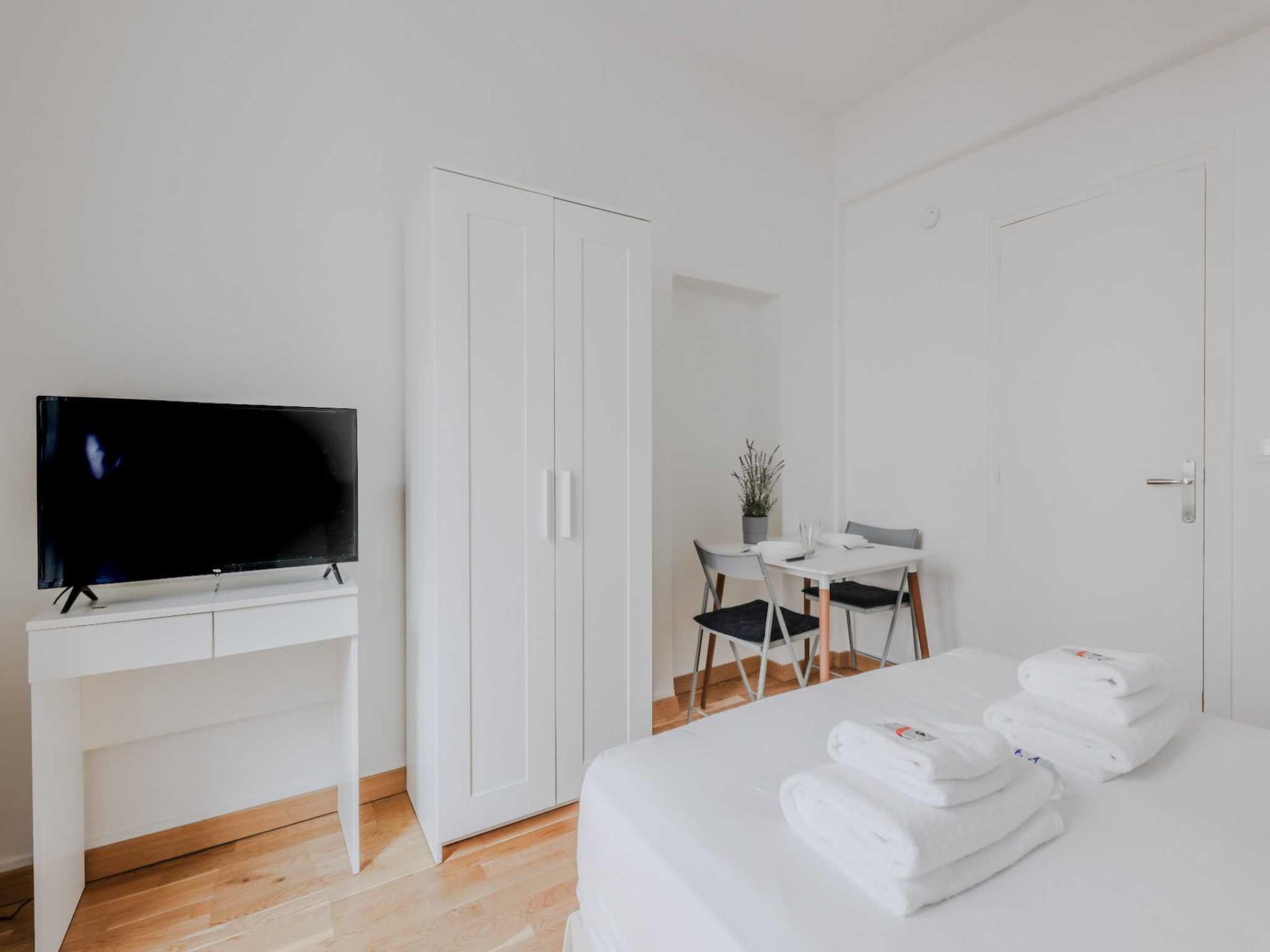 Intiem studio-appartement voor twee in Levallois-Perret - foto 7