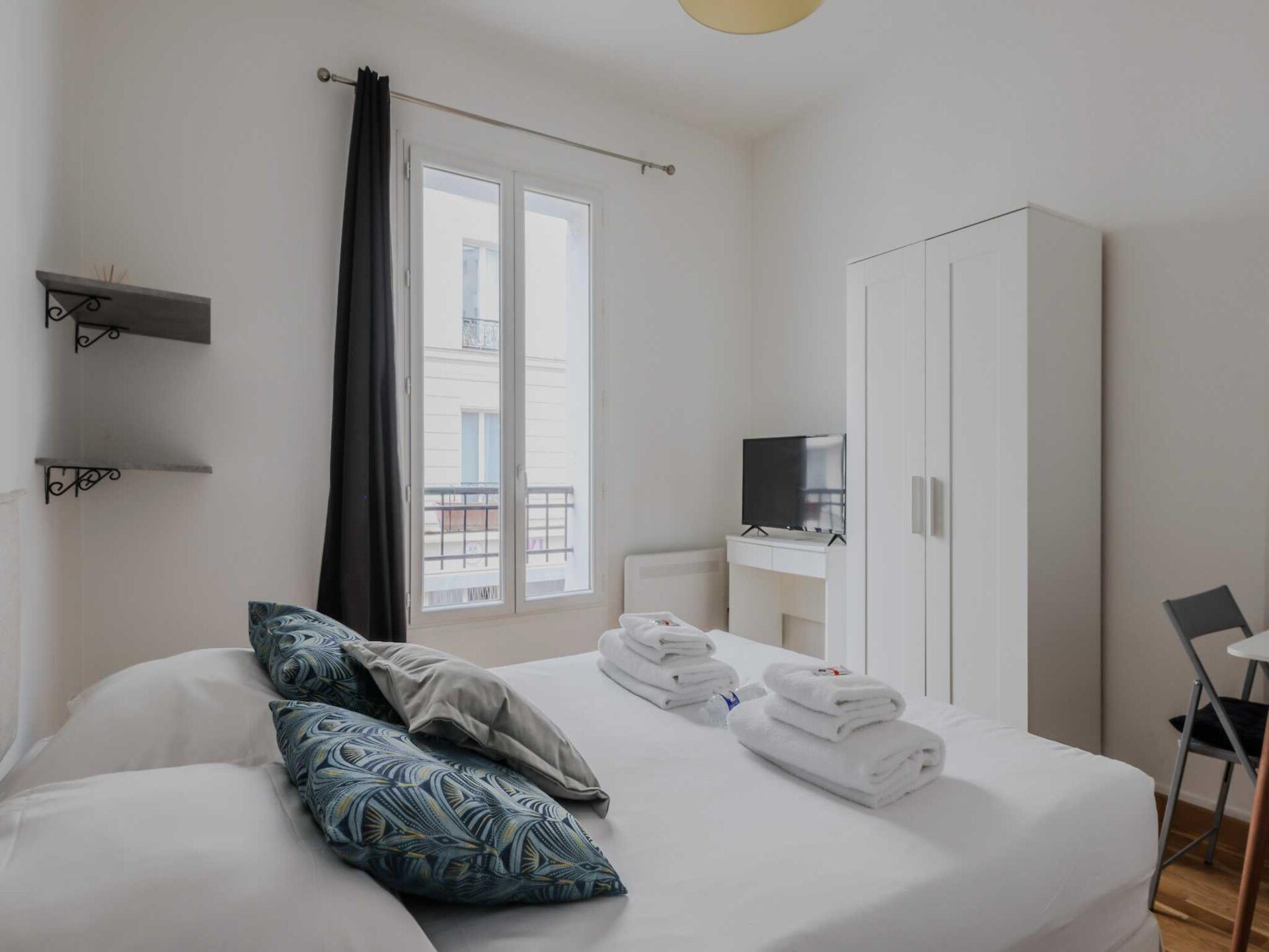 Intiem studio-appartement voor twee in Levallois-Perret - foto 9