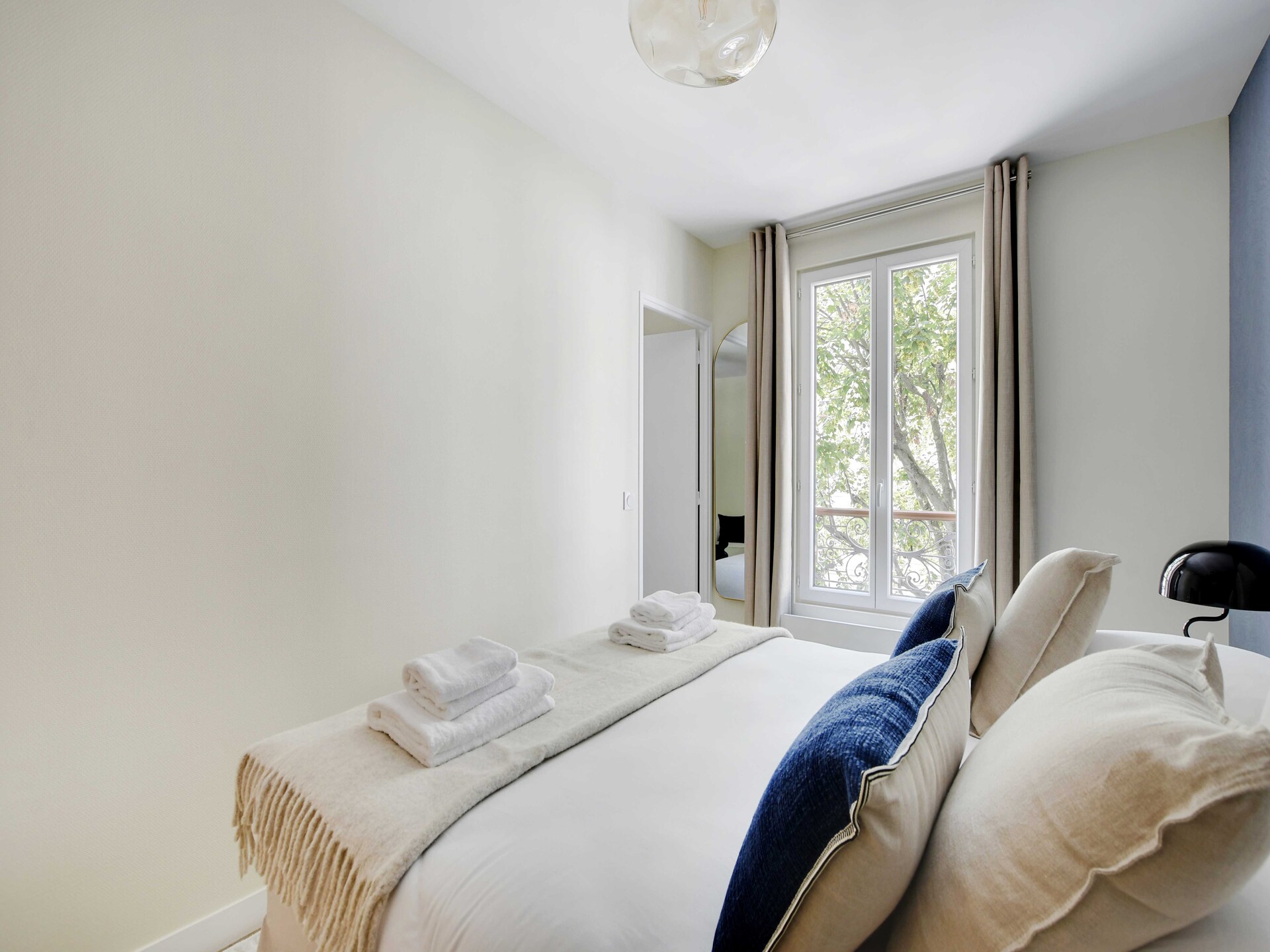 Licht appartement bij Parijs, metro op 2 minuten lopen - foto 9