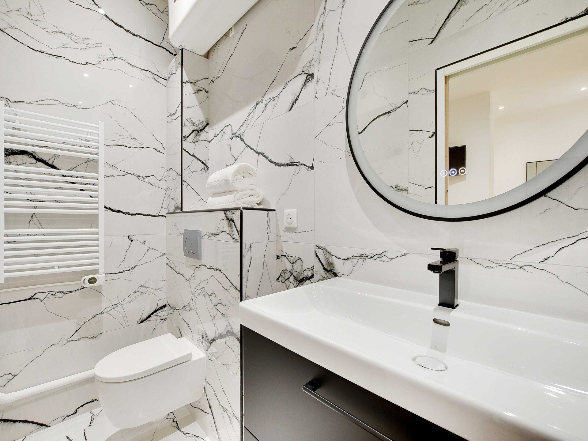 Knus modern appartement voor 4 in bruisend Oberkampf, Parijs - foto 12
