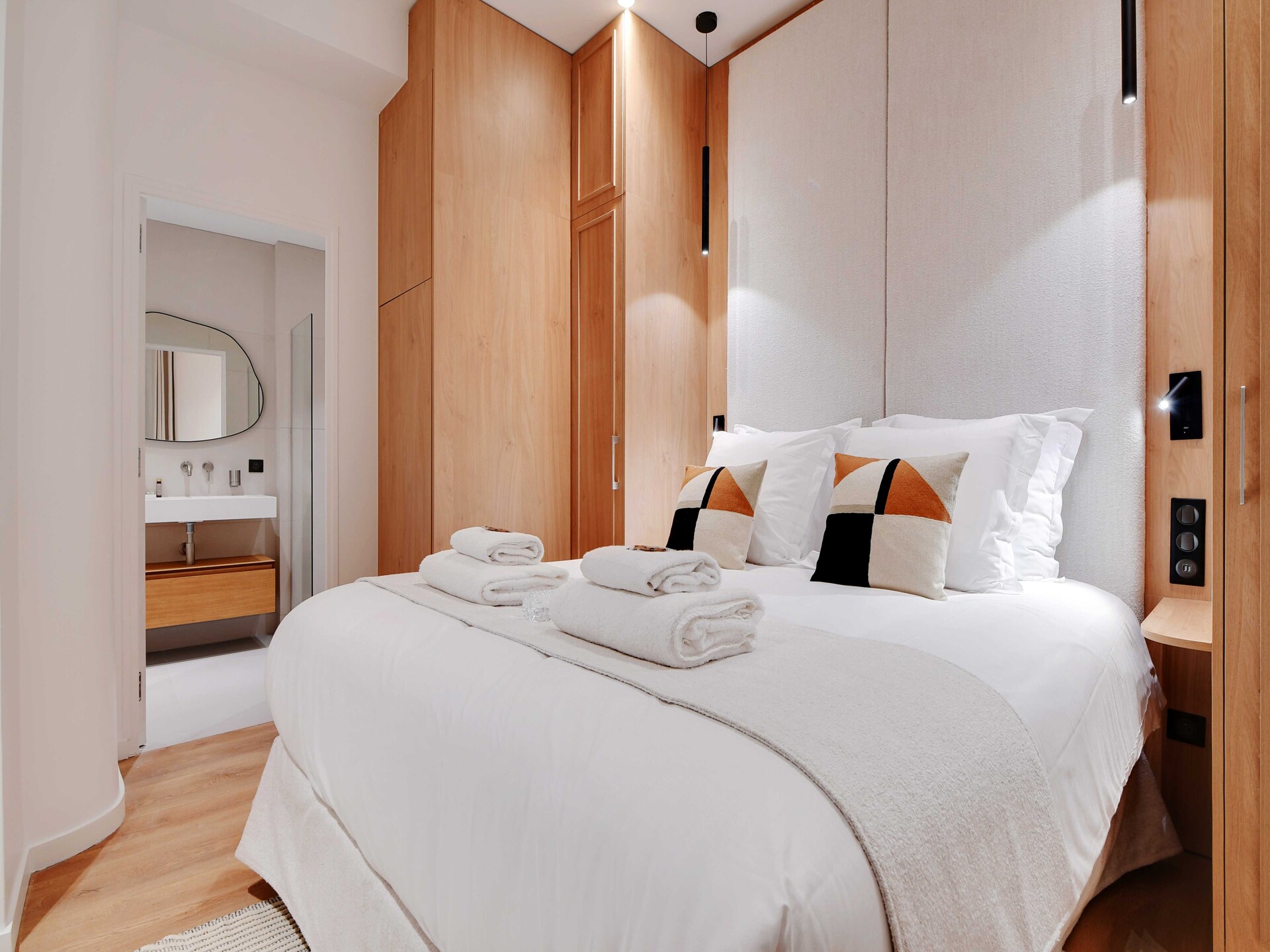 Gerenoveerd appartement in levendige wijk Bonne-Nouvelle, hartje Parijs - foto 22
