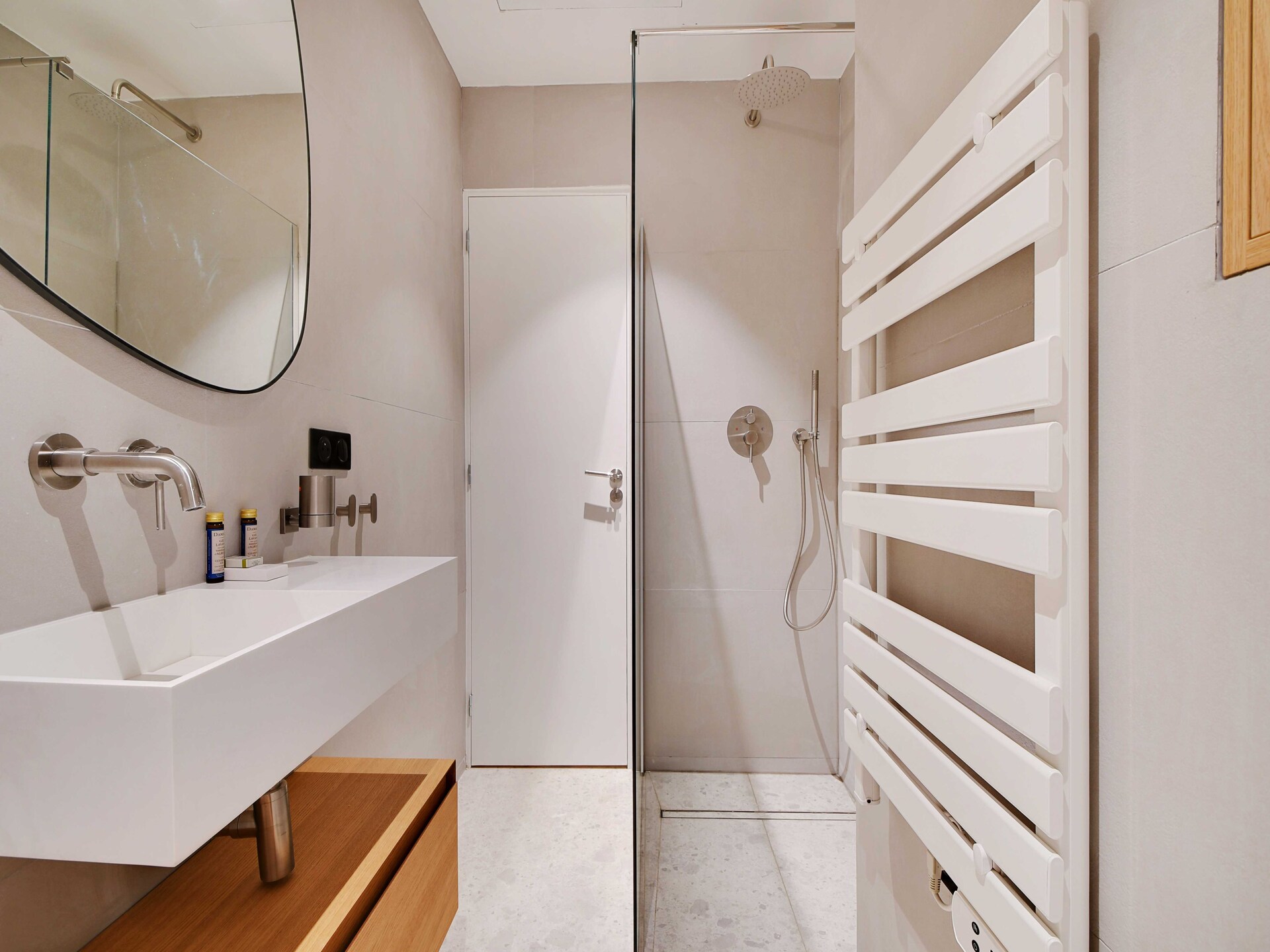 Gerenoveerd appartement in levendige wijk Bonne-Nouvelle, hartje Parijs - foto 38