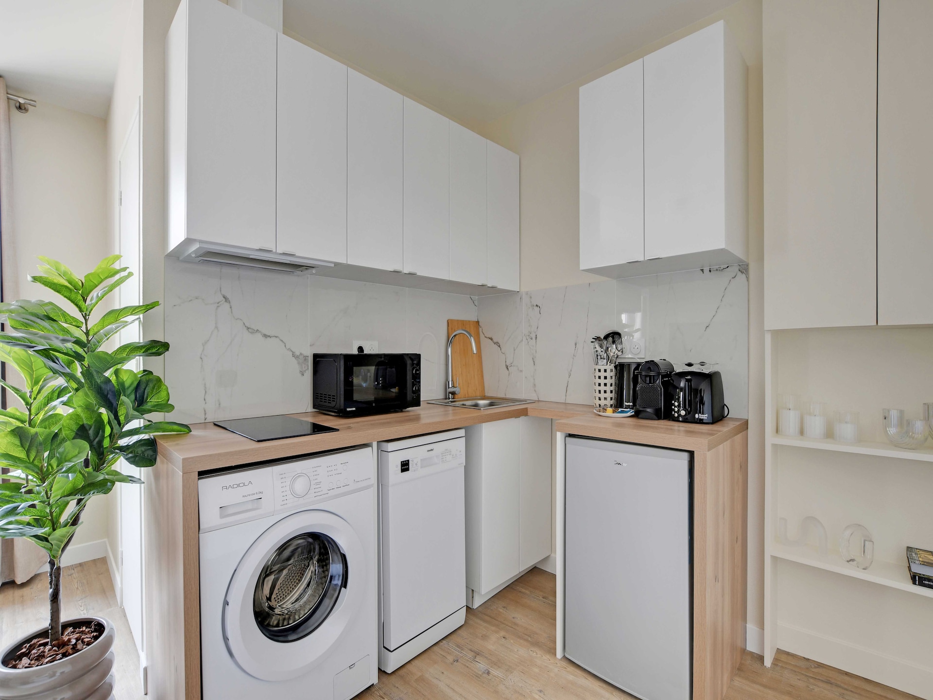 Licht appartement bij Parijs centrum, metro op 2 minuten lopen - foto 3