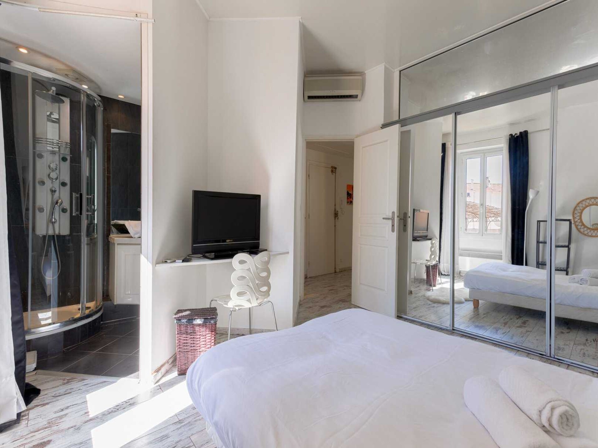 Licht appartement in Cannes met airco, op 5 minuten van het strand - foto 8