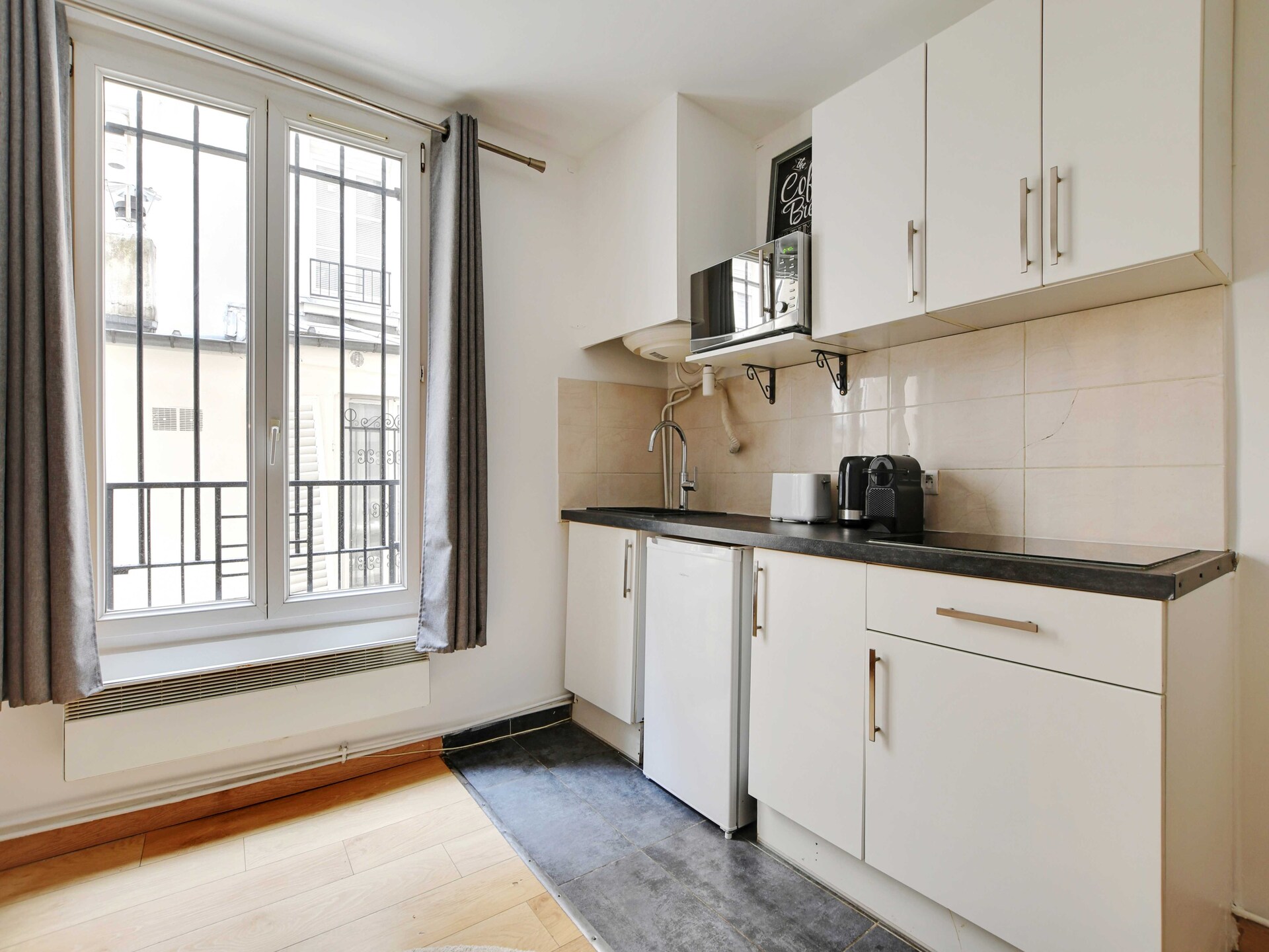 Chic appartement bij Place de la Nation – 2 personen - foto 10
