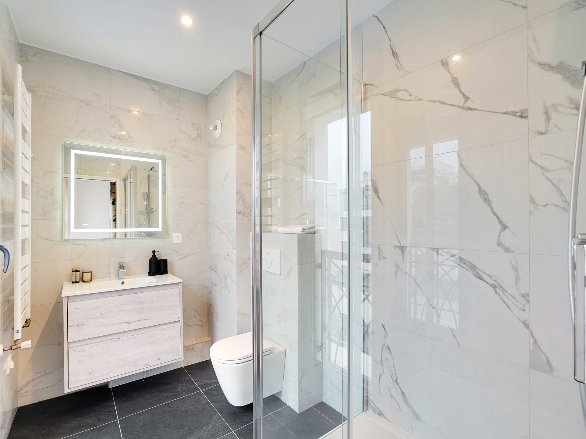 Stijlvolle studio in Levallois-Perret, vlakbij Parijs - foto 8
