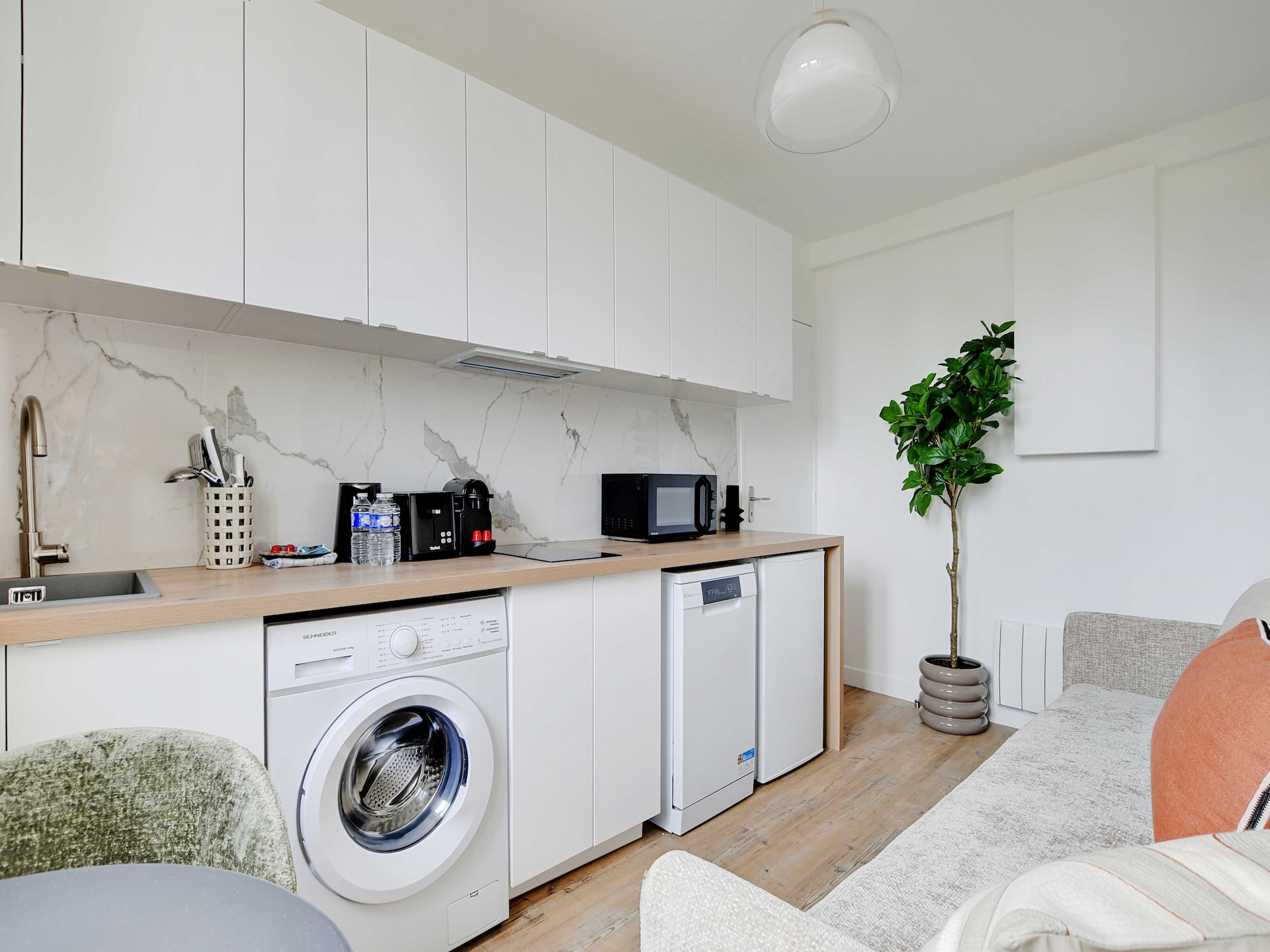 Modern appartement met terras in Ivry-sur-Seine, 2 min van metro naar Parijs - foto 3