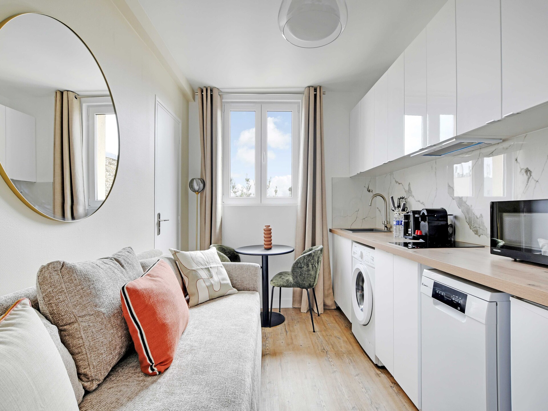 Modern appartement met terras in Ivry-sur-Seine, 2 min van metro naar Parijs - foto 6