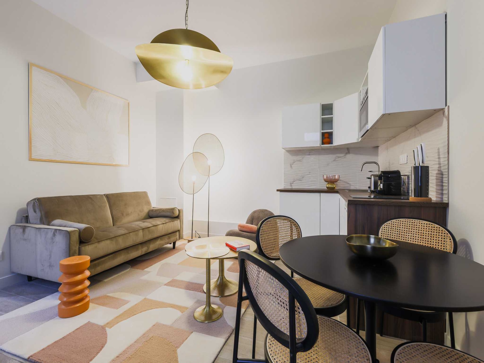 Licht appartement op de begane grond vlakbij de Seine in Saint-Cloud - foto 4