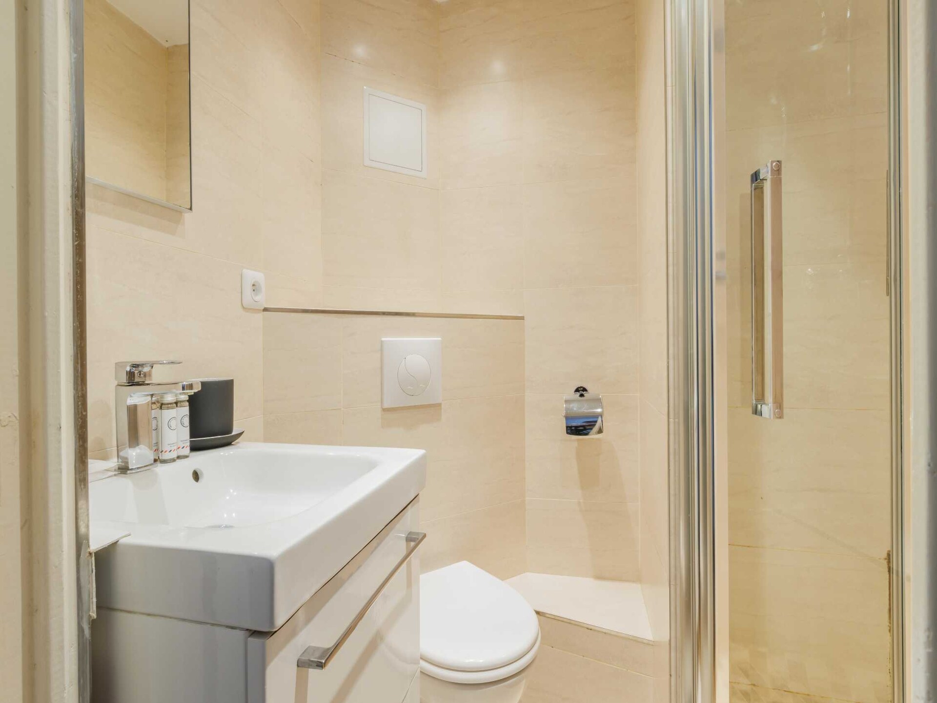 Charmant duplex appartement in trendy wijk Mail, nabij Place des Victoires - foto 9