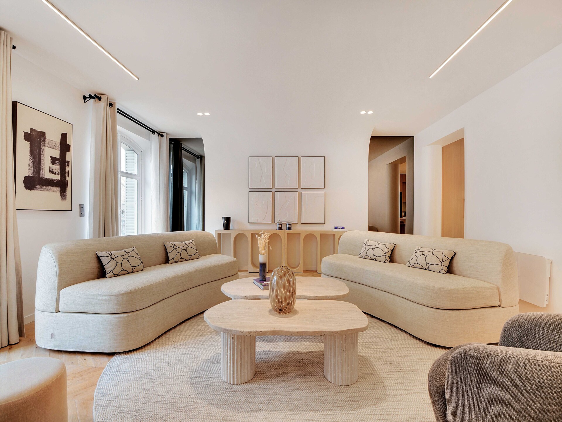 Luxe 4-slaapkamer appartement aan Avenue Matignon in hartje Parijs - foto 6
