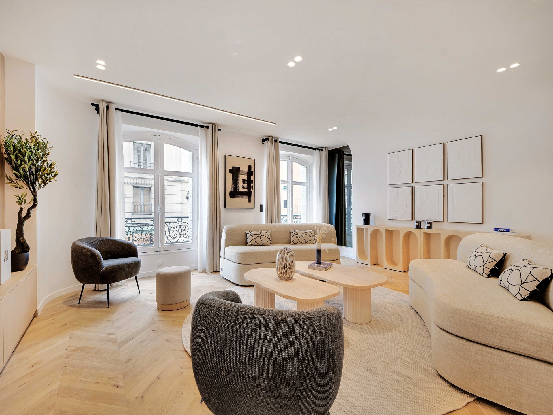 Luxe 4-slaapkamer appartement aan Avenue Matignon in hartje Parijs - foto 7