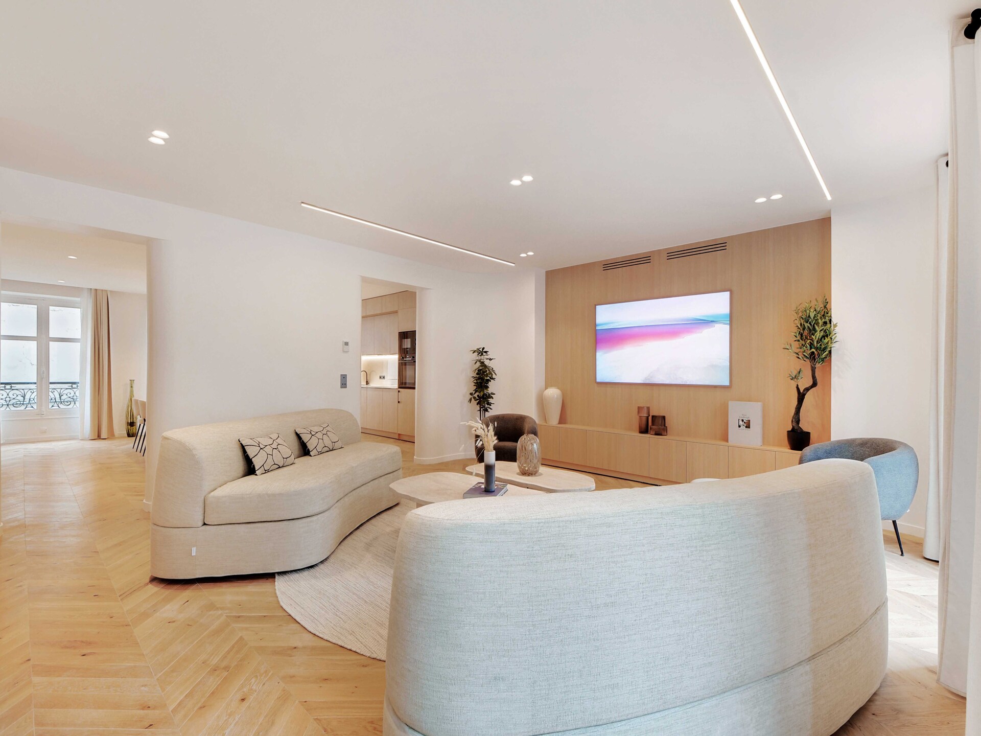 Luxe 4-slaapkamer appartement aan Avenue Matignon in hartje Parijs - foto 9