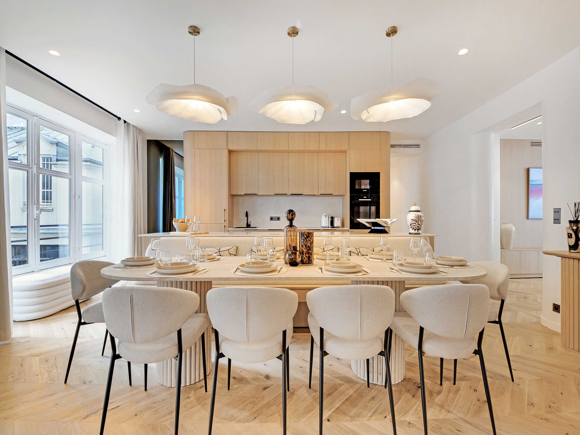Luxe 4-slaapkamer appartement aan Avenue Matignon in hartje Parijs - foto 16