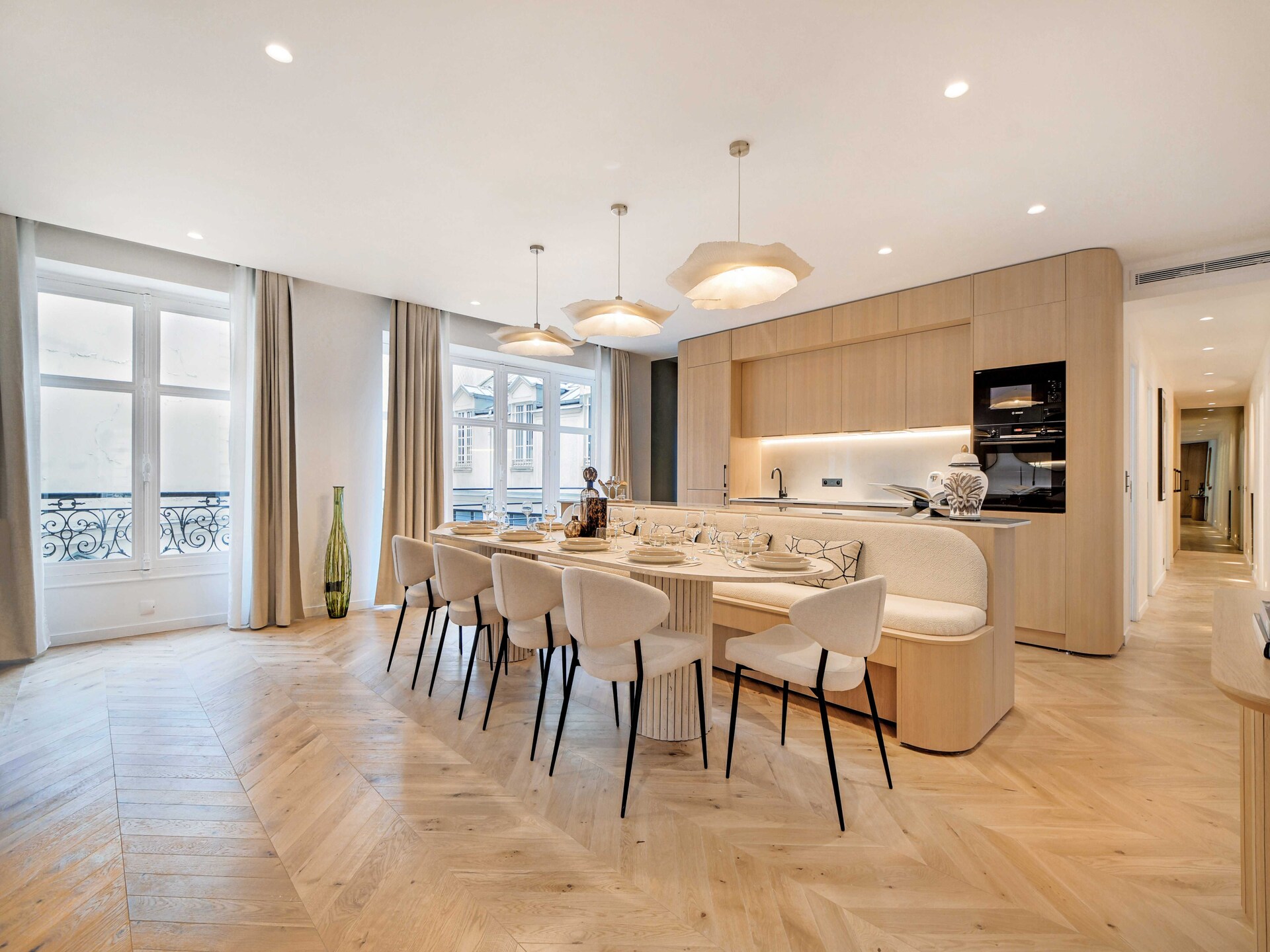 Luxe 4-slaapkamer appartement aan Avenue Matignon in hartje Parijs - foto 18