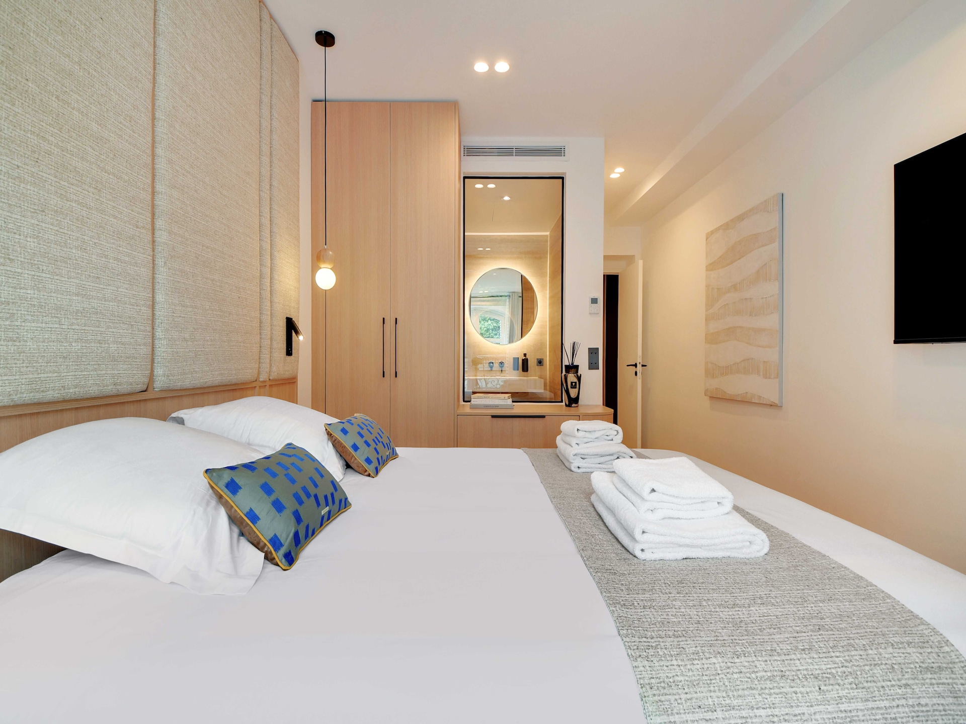 Luxe 4-slaapkamer appartement aan Avenue Matignon in hartje Parijs - foto 32
