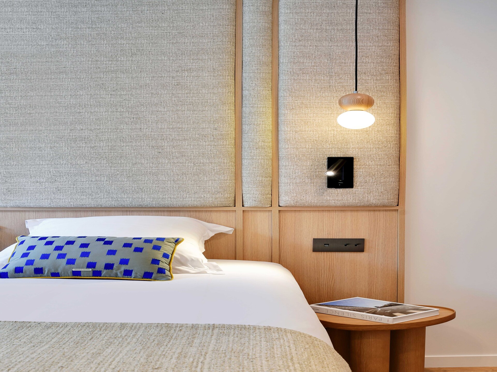 Luxe 4-slaapkamer appartement aan Avenue Matignon in hartje Parijs - foto 34
