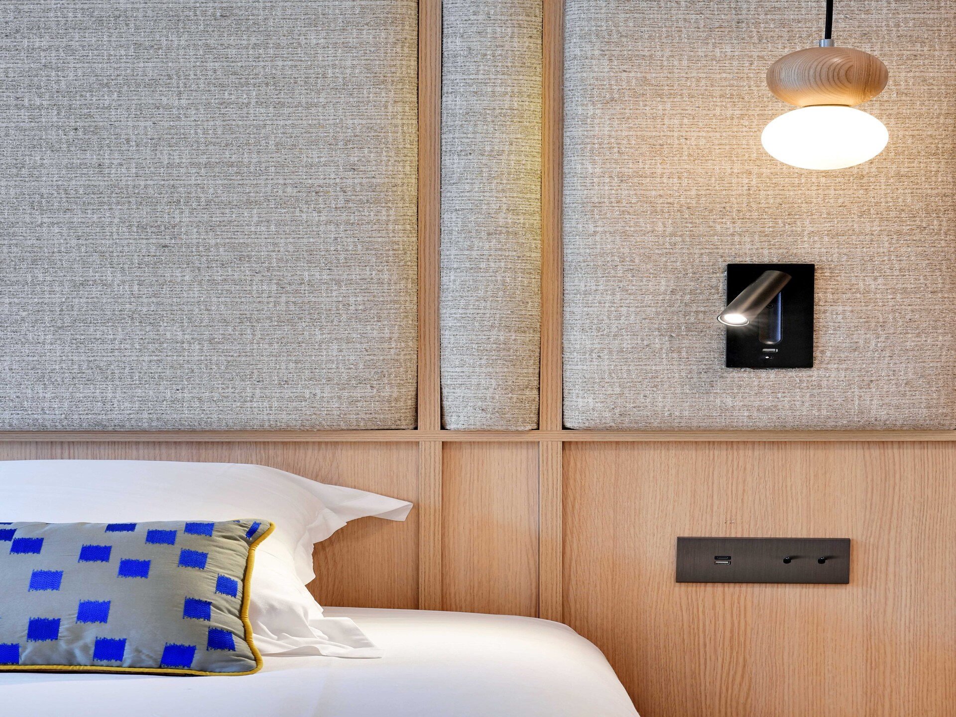 Luxe 4-slaapkamer appartement aan Avenue Matignon in hartje Parijs - foto 35