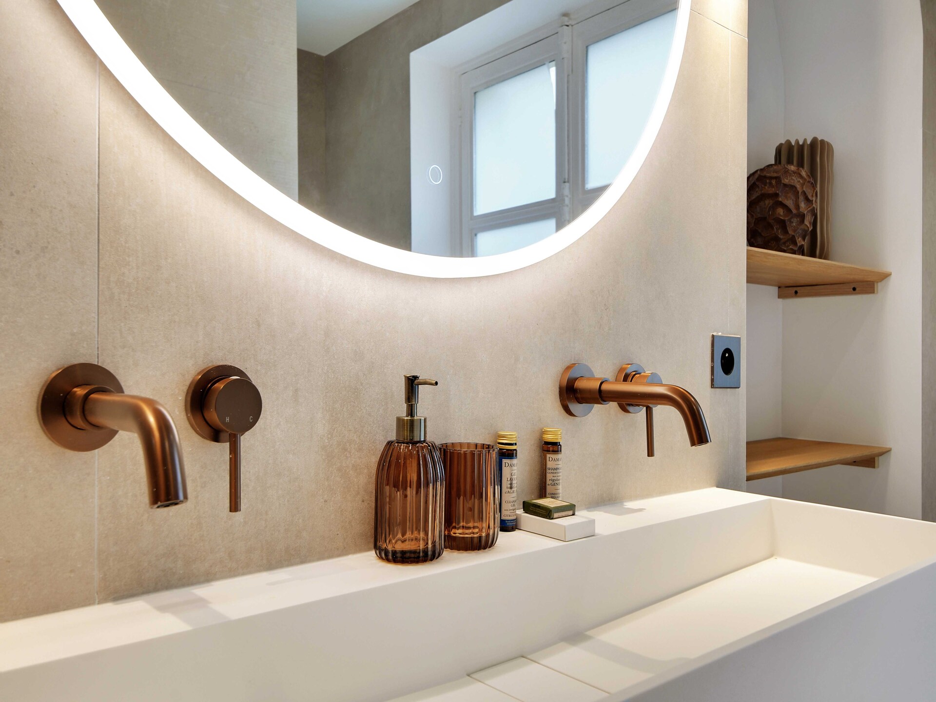 Luxe 4-slaapkamer appartement aan Avenue Matignon in hartje Parijs - foto 55
