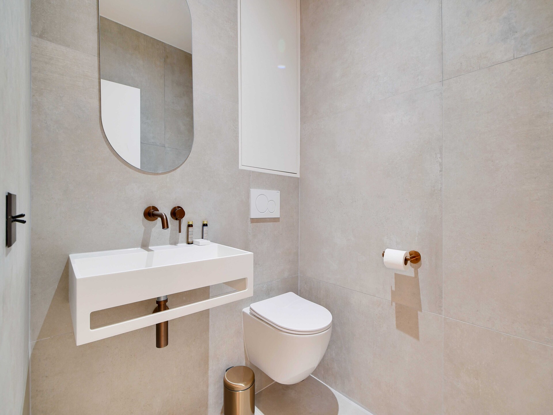 Luxe 4-slaapkamer appartement aan Avenue Matignon in hartje Parijs - foto 58