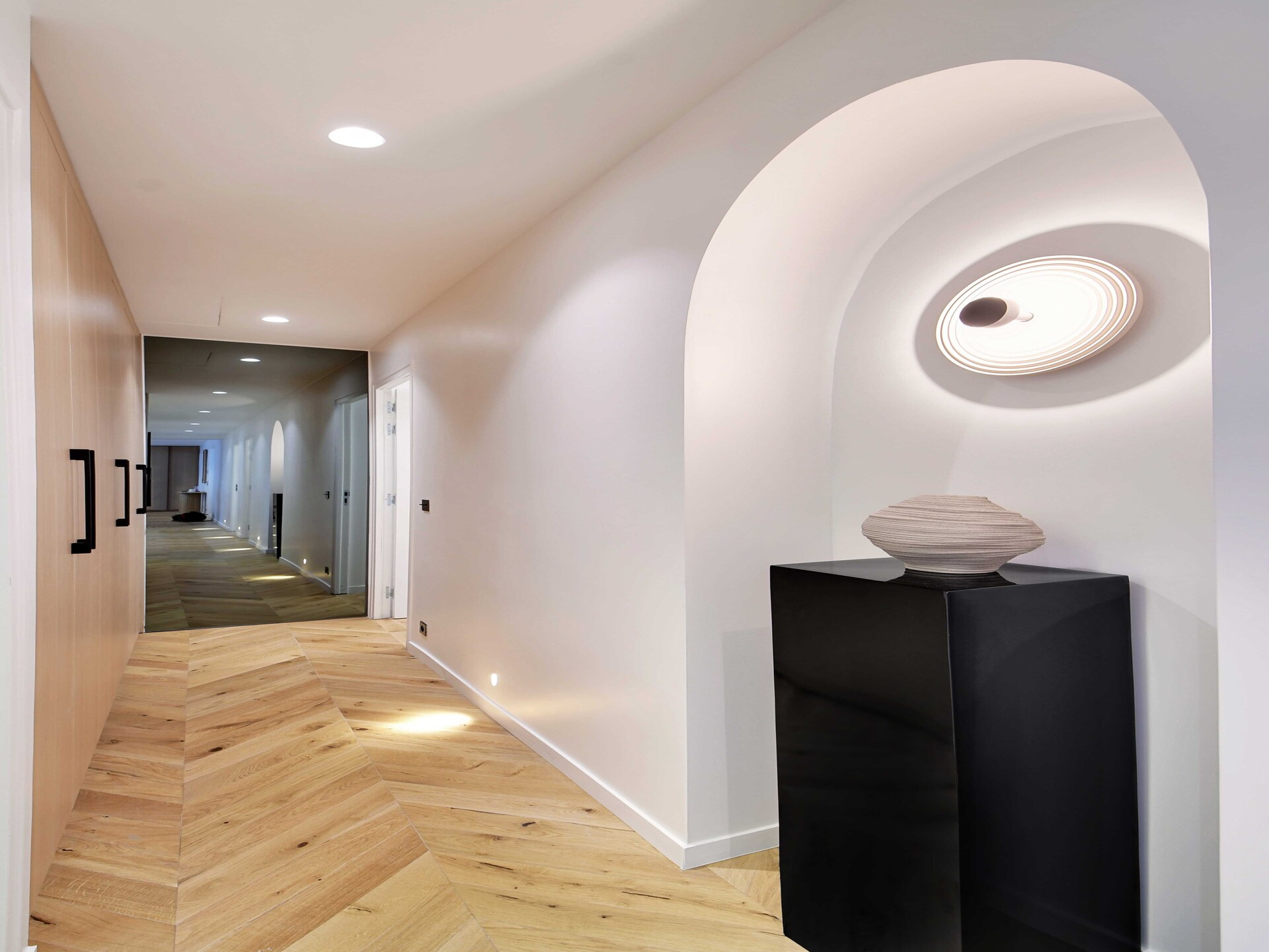 Luxe 4-slaapkamer appartement aan Avenue Matignon in hartje Parijs - foto 62