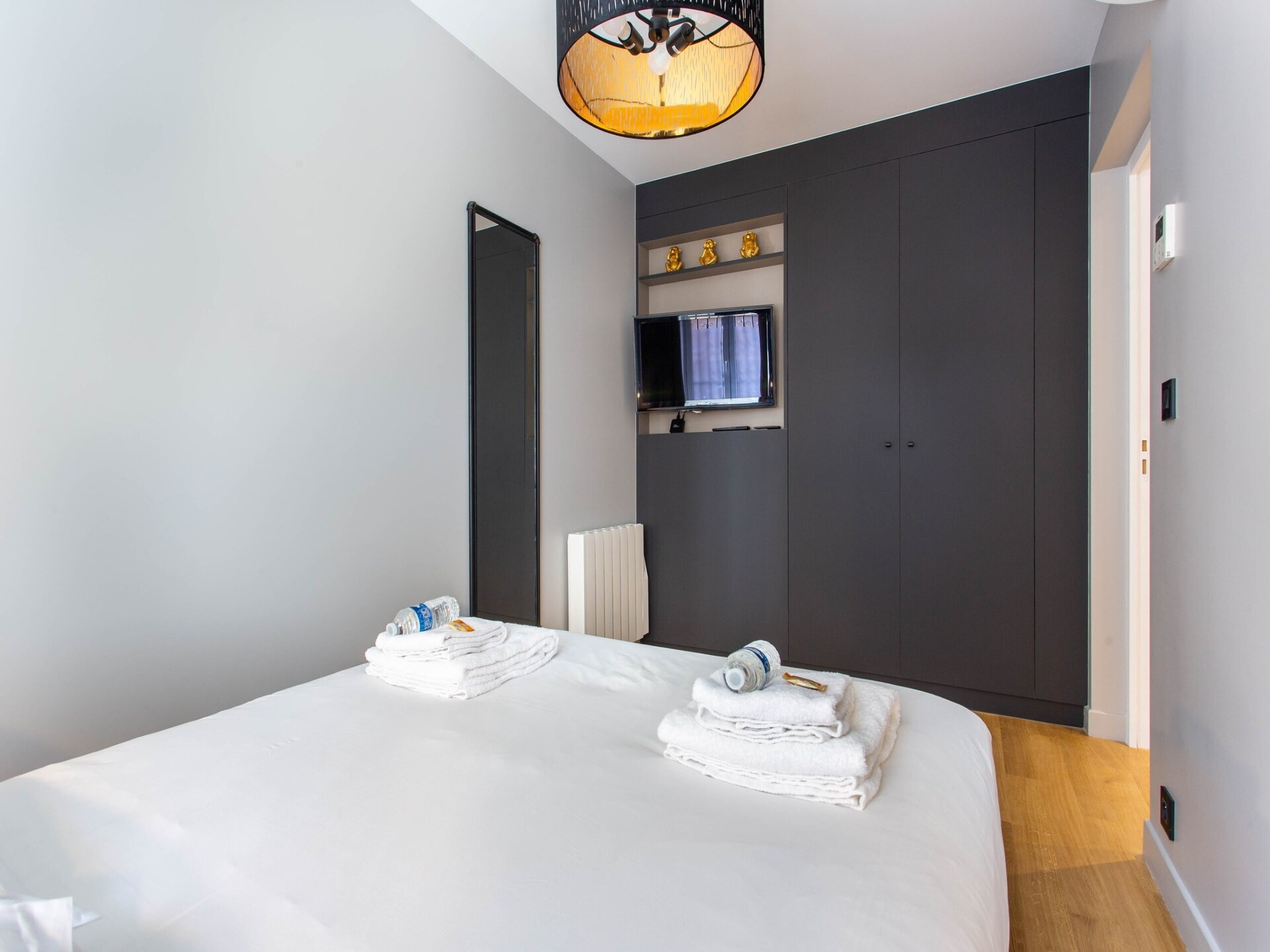Stijlvol appartement met 2 slaapkamers in het hart van Folie-Méricourt, Parijs - foto 8
