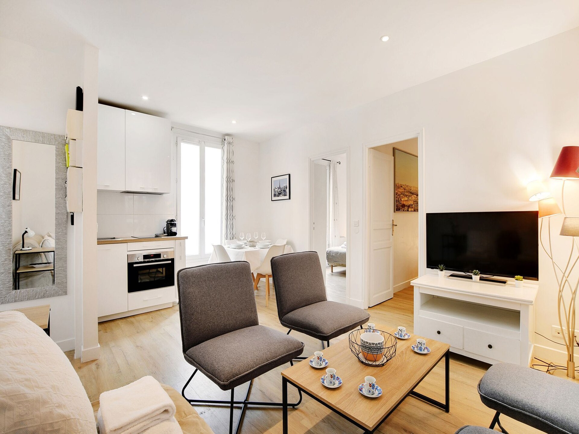 Licht appartement met 2 slaapkamers in het 18e arrondissement, vlakbij metro Marcadet - foto 7