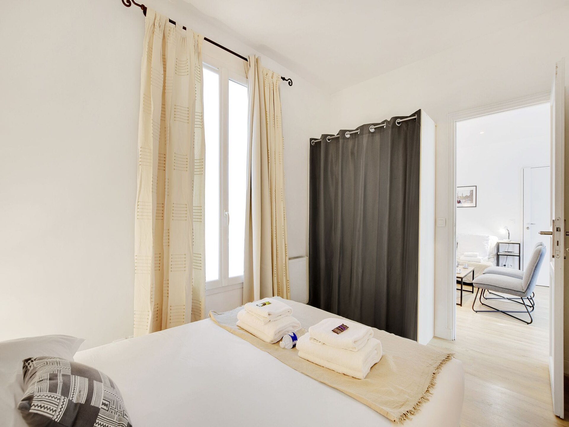 Licht appartement met 2 slaapkamers in het 18e arrondissement, vlakbij metro Marcadet - foto 13