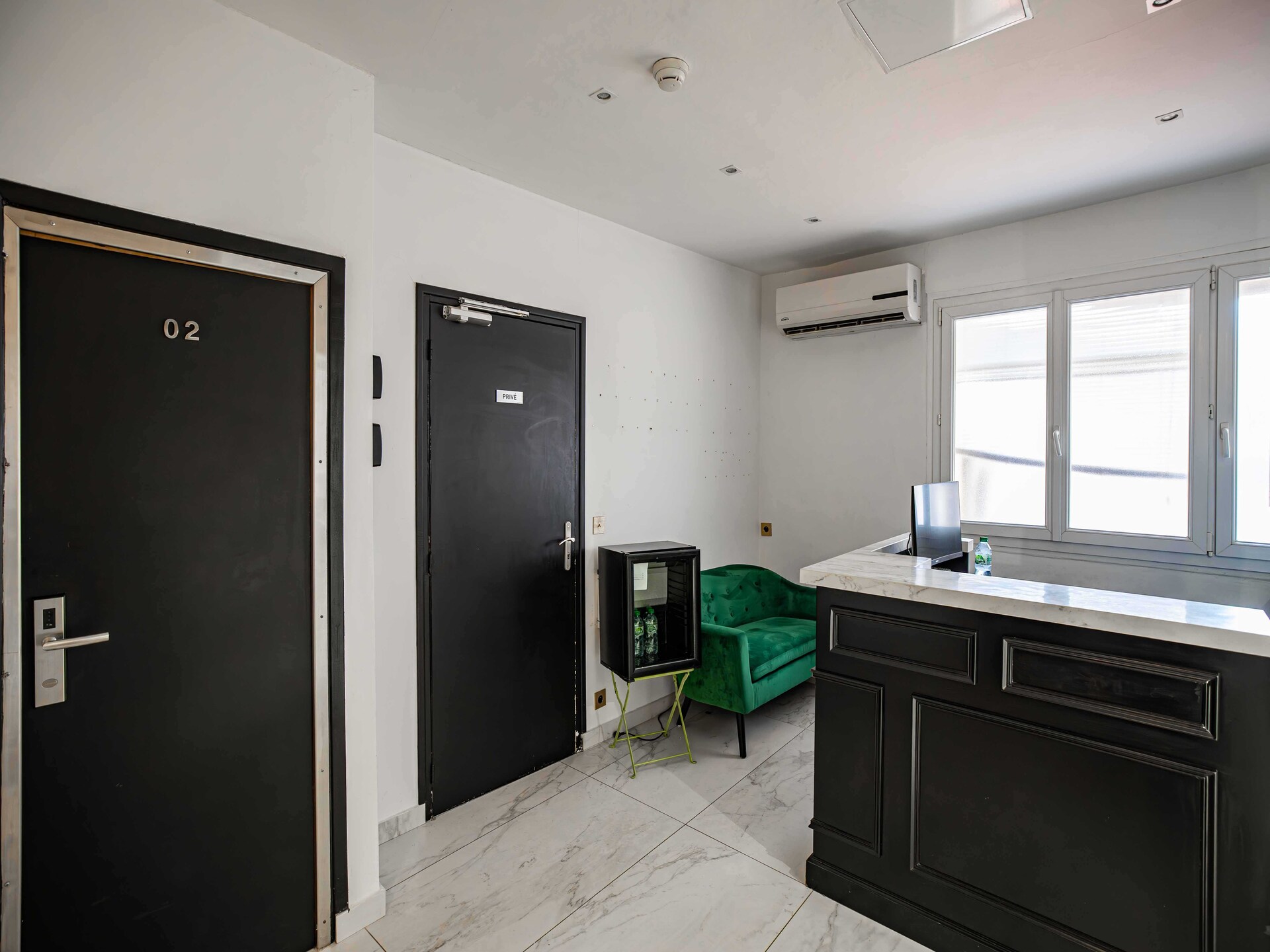 Compact studio-appartement in hartje Cannes, vlakbij het station - foto 5