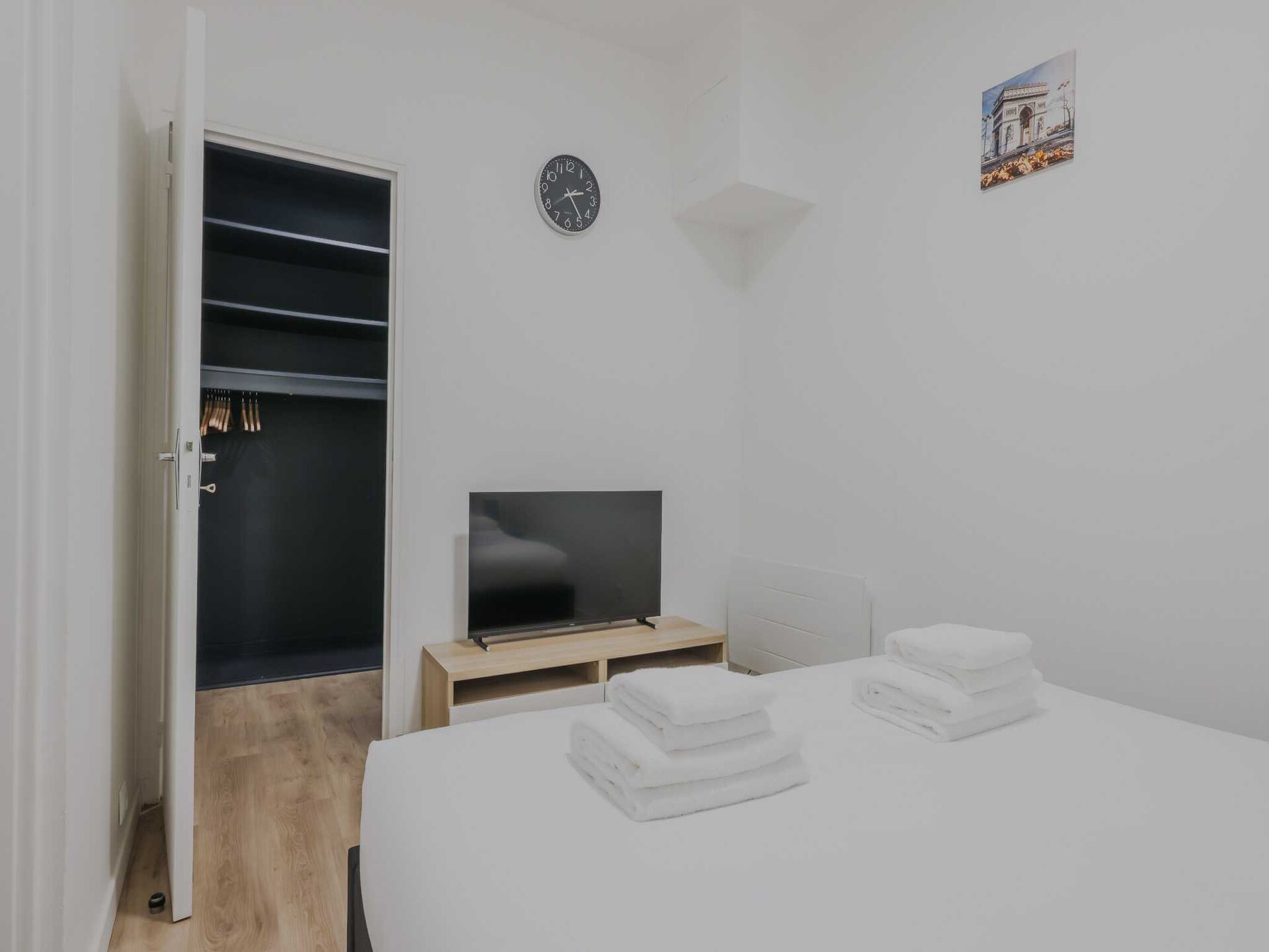 Modern appartement op de begane grond vlakbij de Seine in Levallois-Perret - foto 10