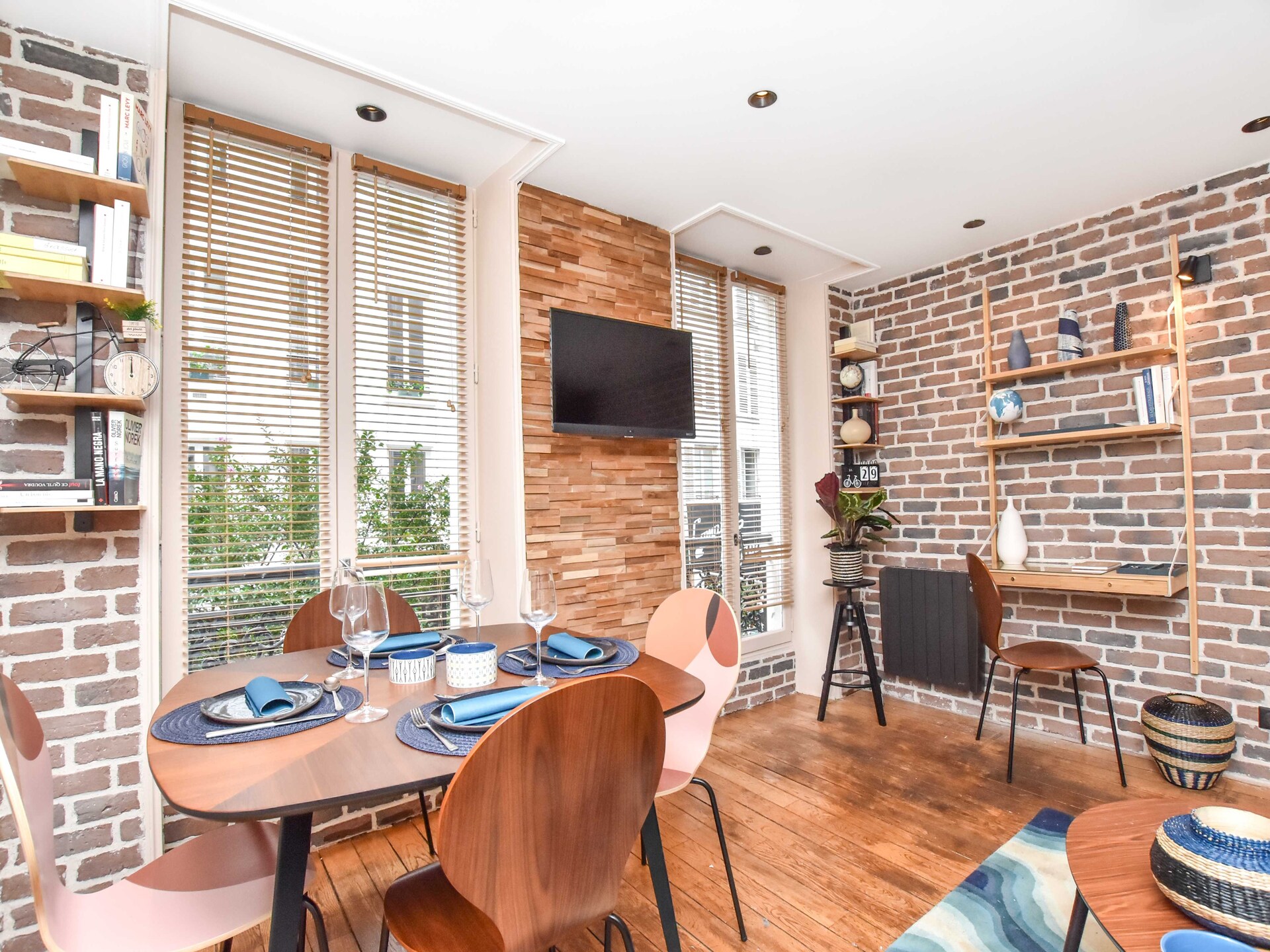 Licht appartement met 2 slaapkamers in de bruisende wijk Arts et Métiers - foto 8