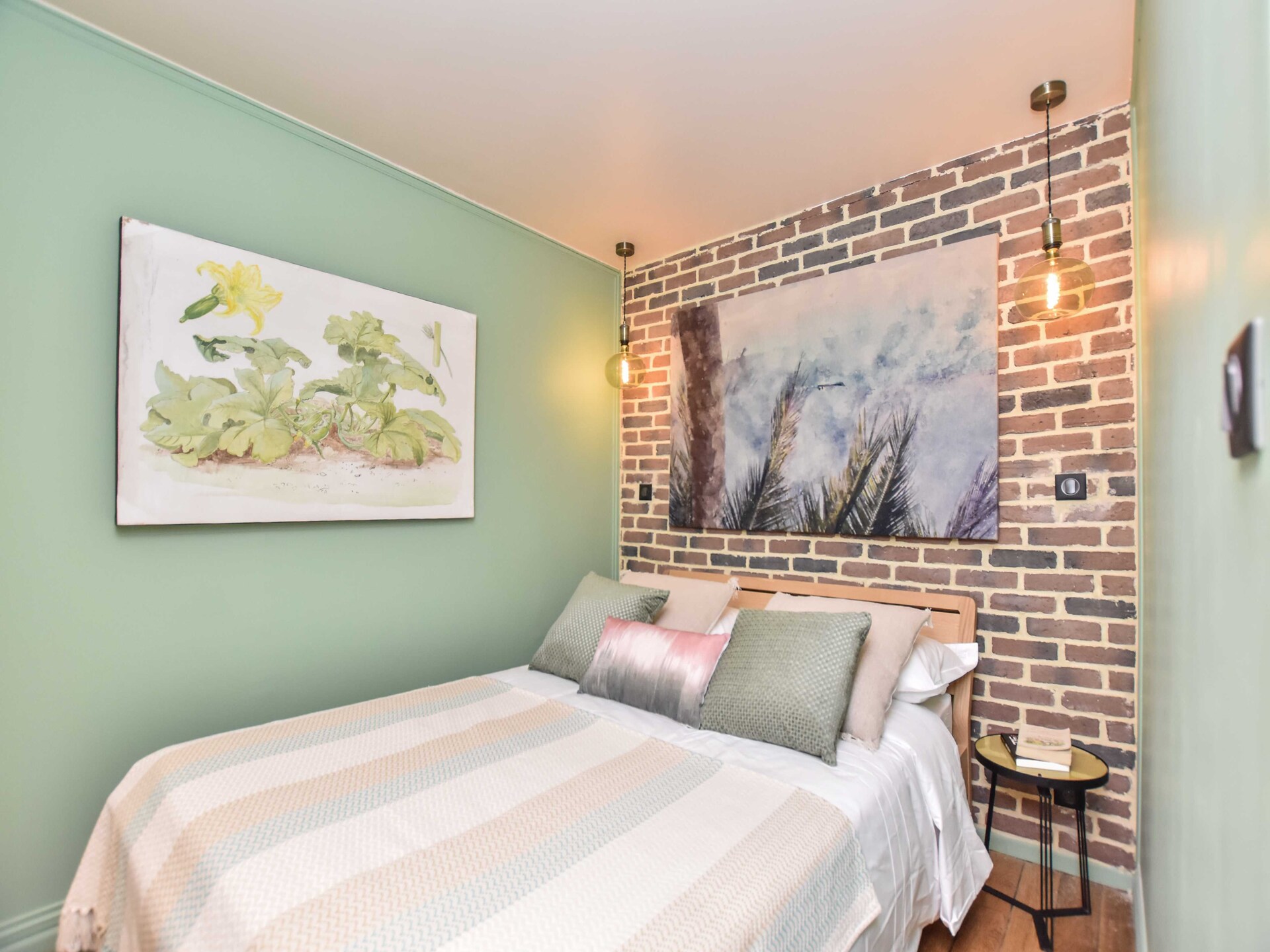 Licht appartement met 2 slaapkamers in de bruisende wijk Arts et Métiers - foto 12