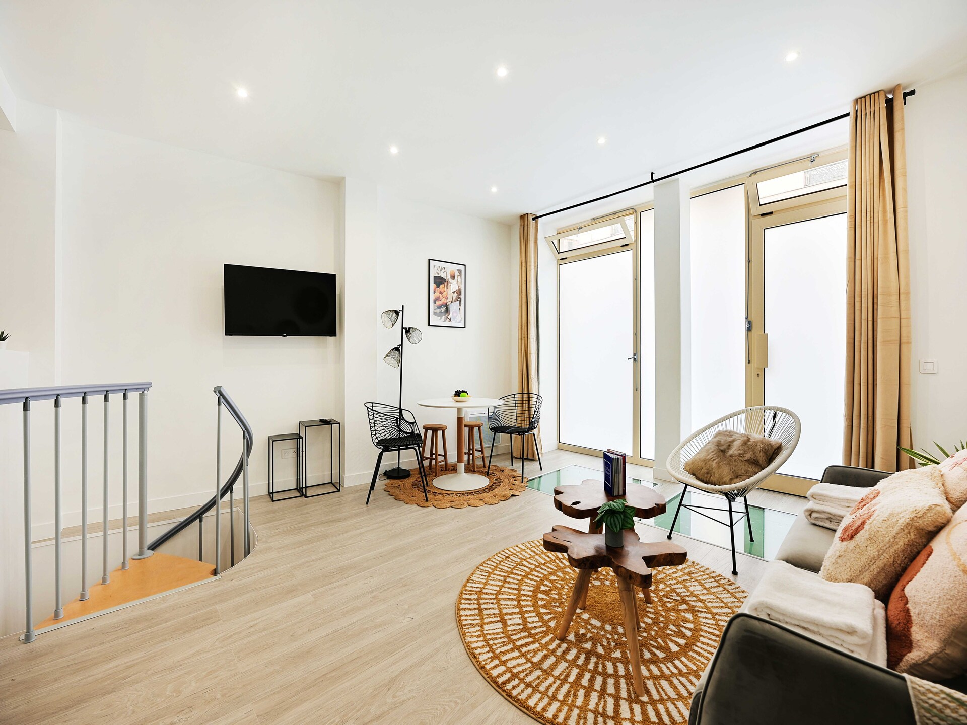 Charmant 61m² appartement in levendig Rochechouart, Parijs - foto 8