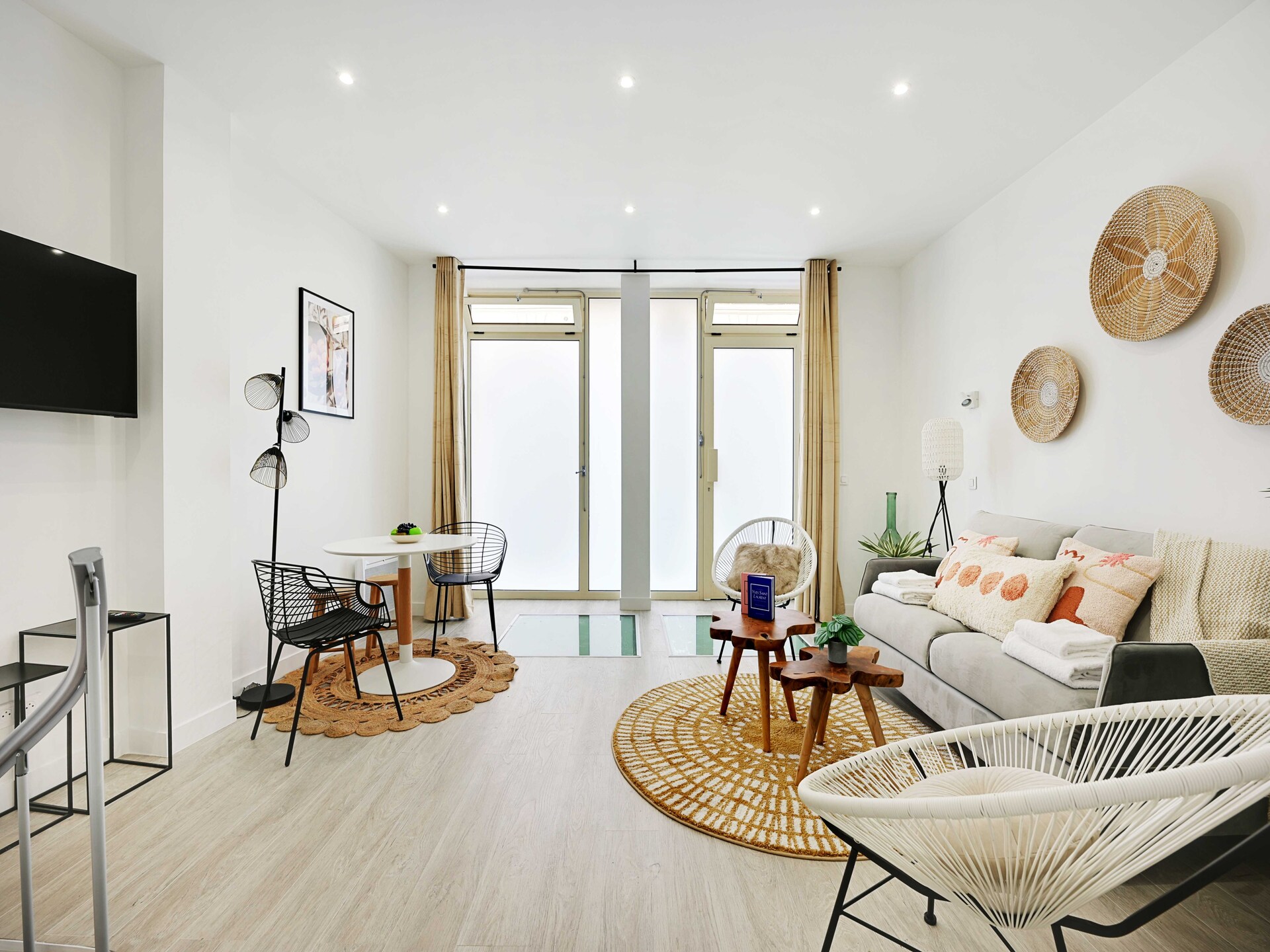 Charmant 61m² appartement in levendig Rochechouart, Parijs - foto 9