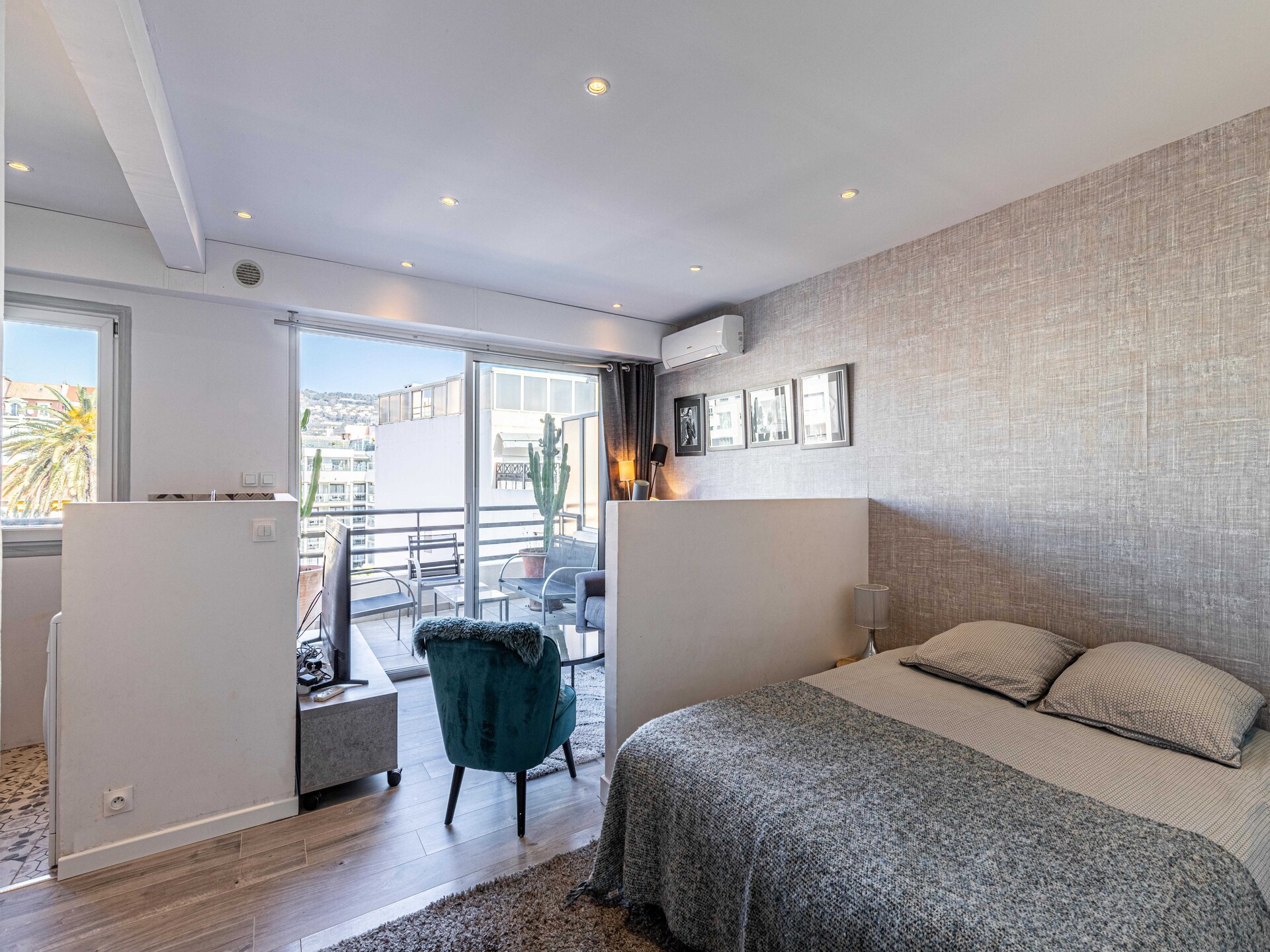 Compacte studio met terras op loopafstand van station Cannes - foto 11
