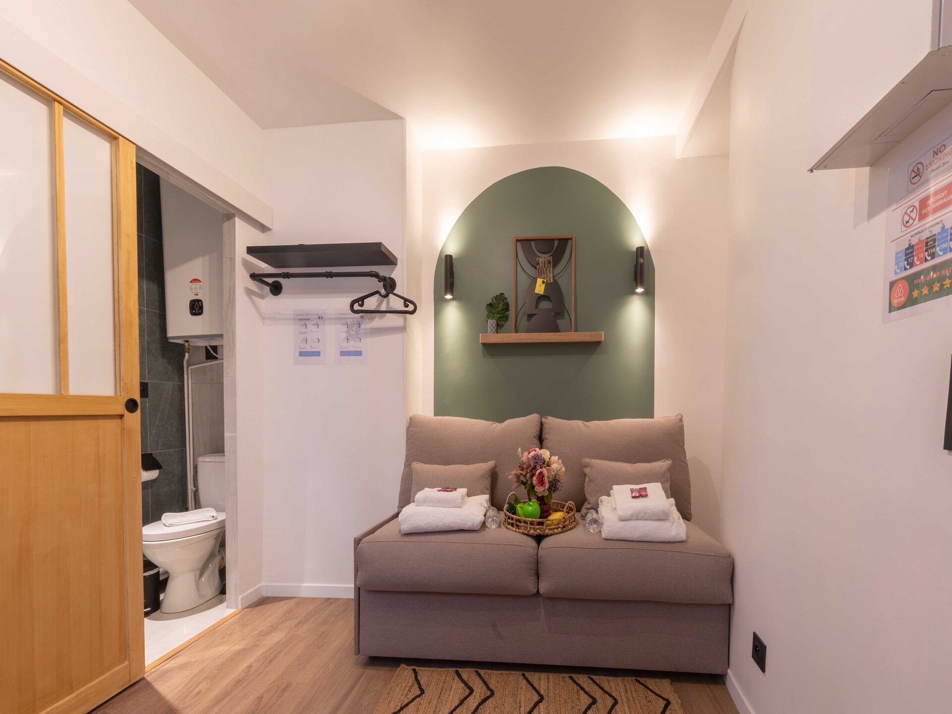Compact studio-appartement in levendig Faubourg-Montmartre, Parijs - foto 2