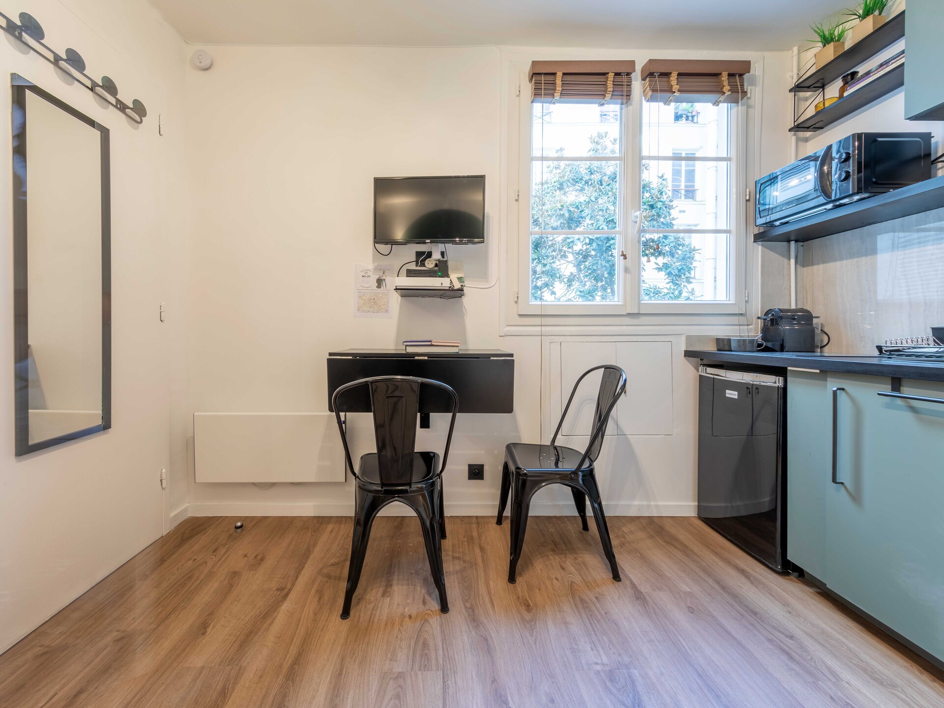 Compact studio-appartement in levendig Faubourg-Montmartre, Parijs - foto 3