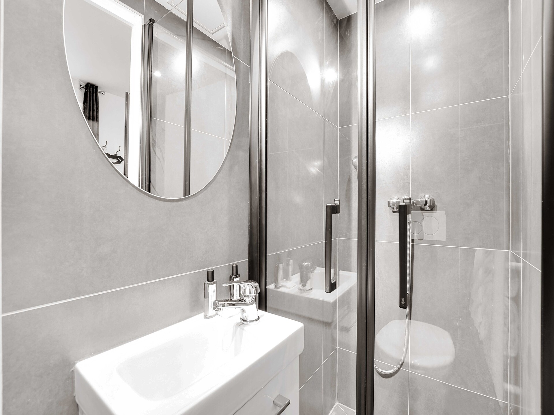 Knus airco-appartement bij Montmartre – 3 minuten van de metro - foto 5