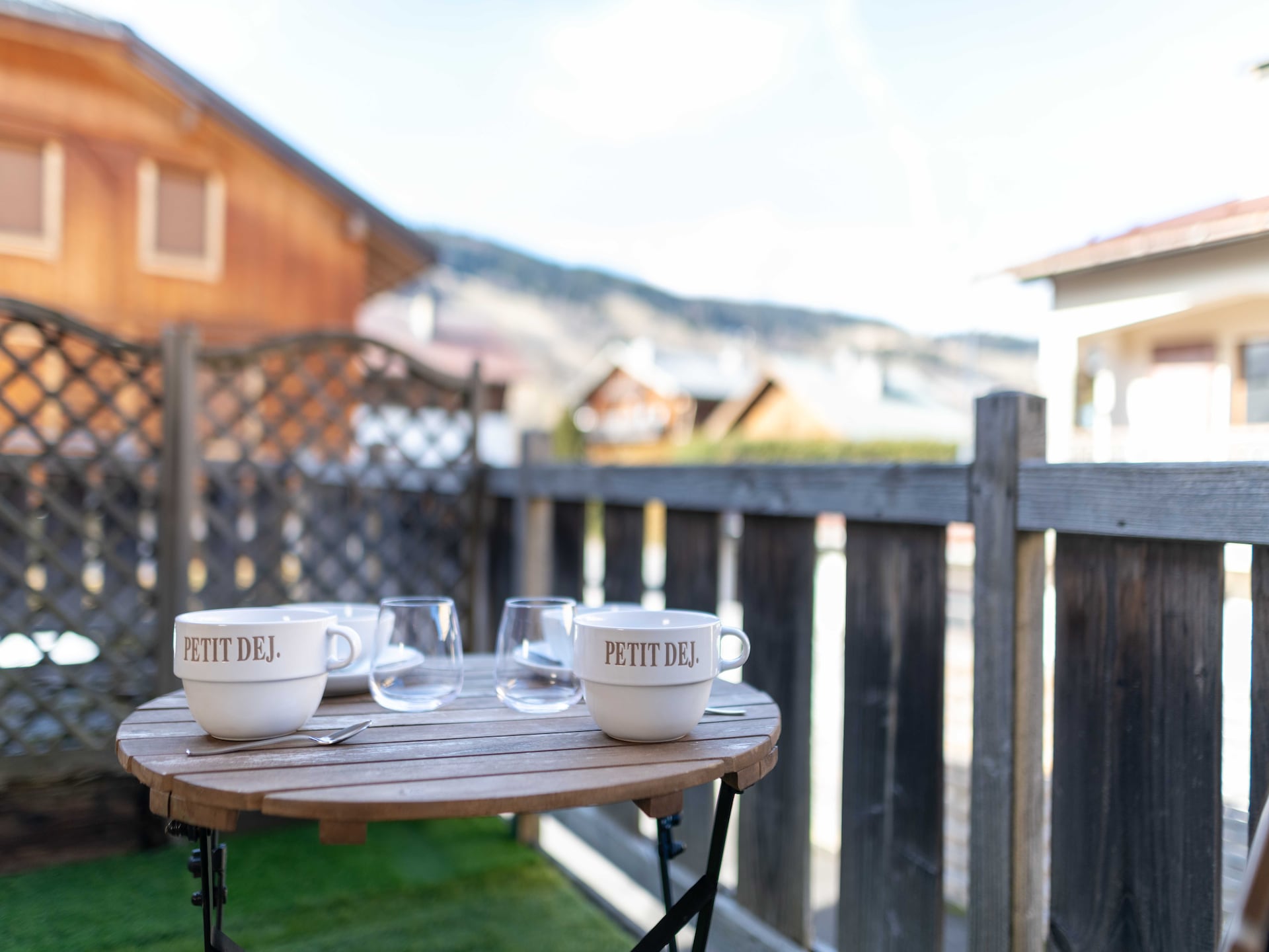 Knus alpine appartement op de begane grond in het hart van Megève - foto 2