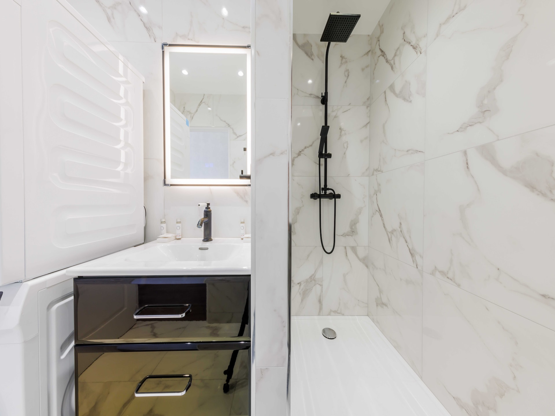 Licht appartement van 60m² in het 6e arrondissement, vlakbij Le Bon Marché - foto 11