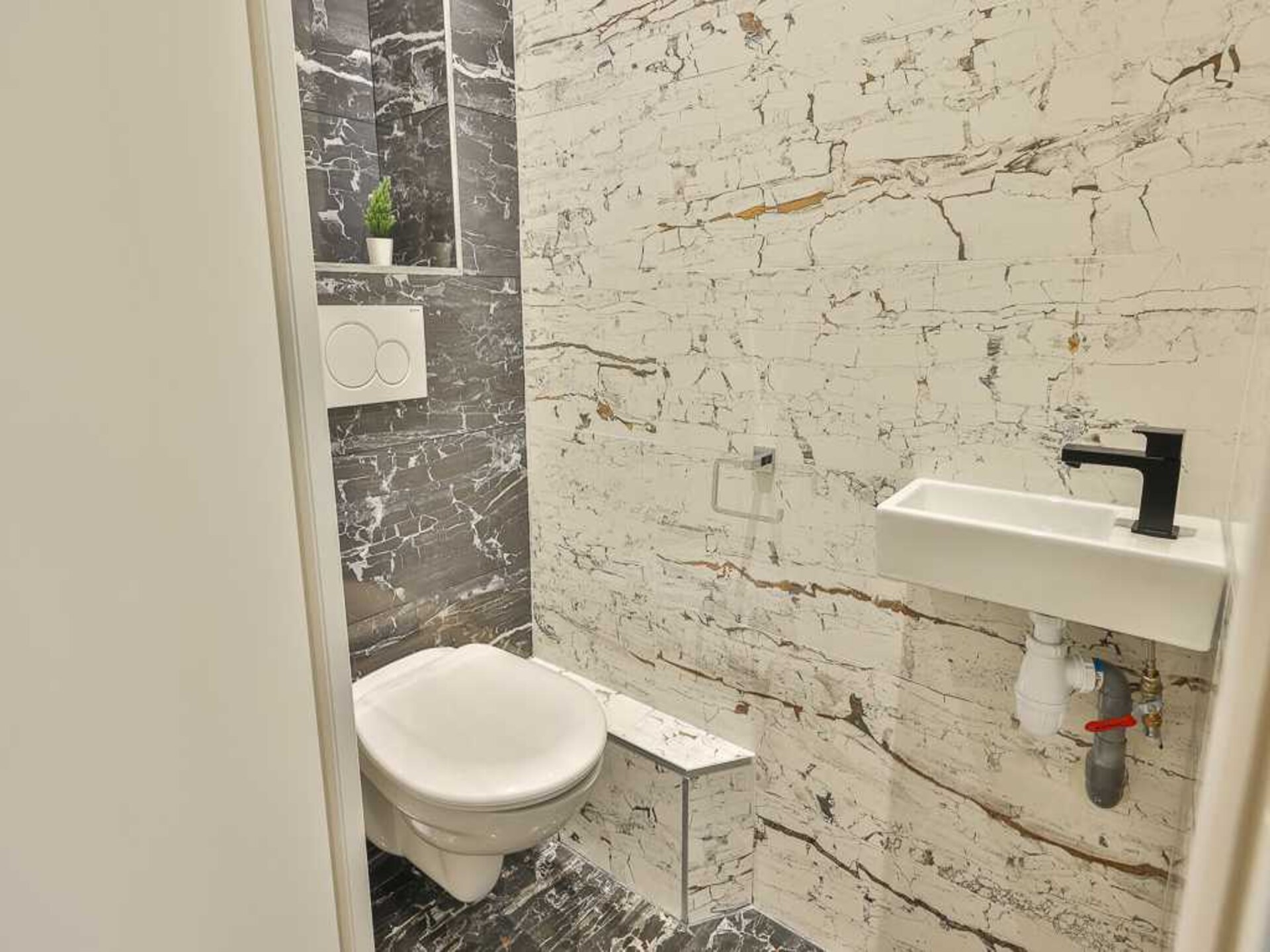 Gerenoveerd appartement aan Avenue de Flandres, metrostation Crimée voor de deur - foto 11