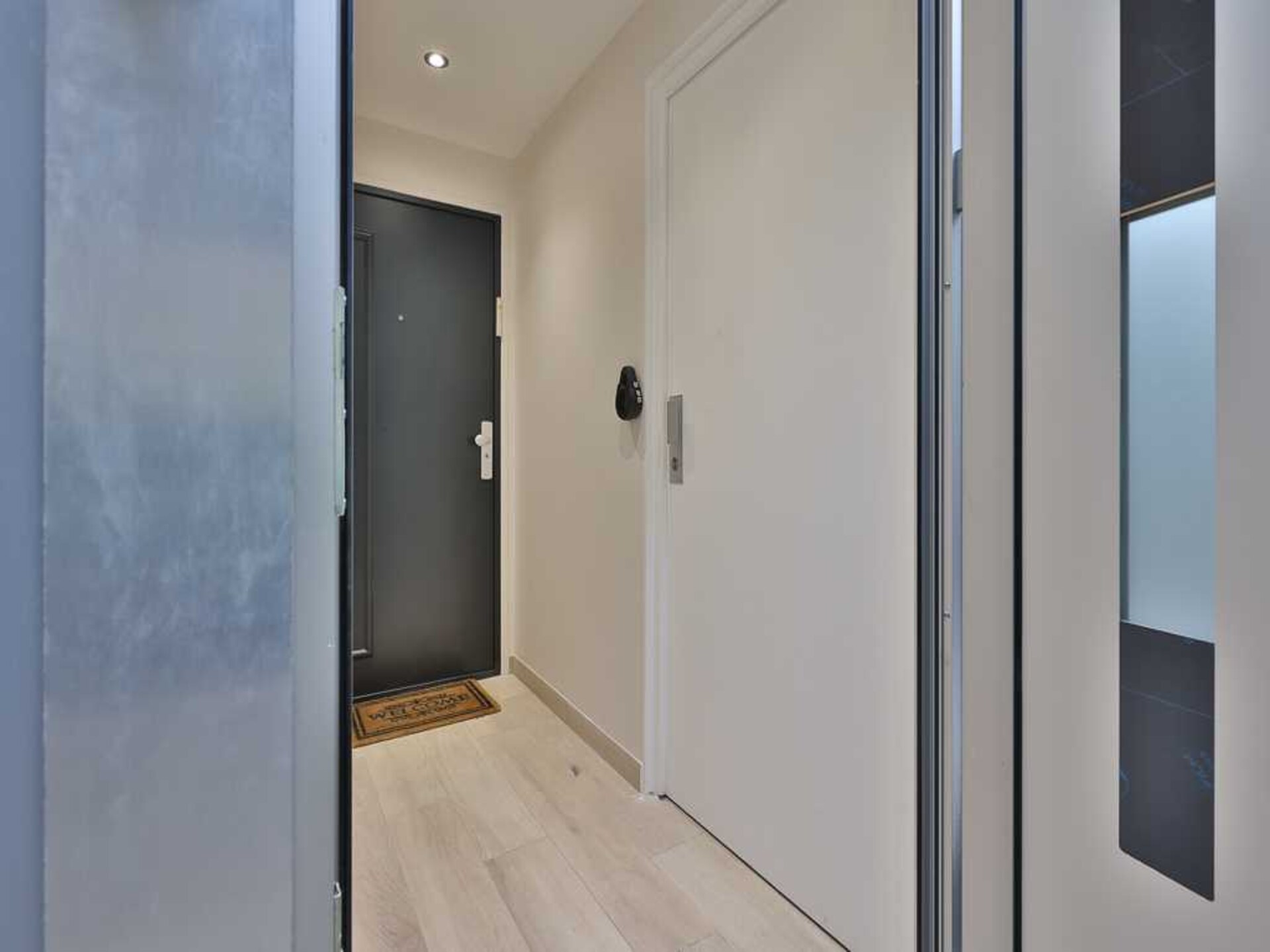 Gerenoveerd appartement aan Avenue de Flandres, metrostation Crimée voor de deur - foto 12