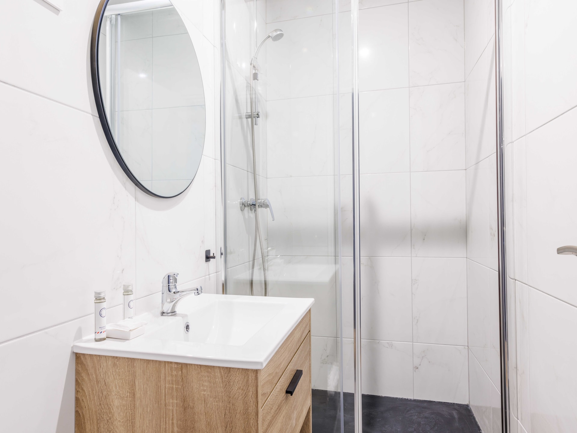 Licht appartement in Notre-Dame-des-Champs, vlakbij Jardin du Luxembourg - foto 5