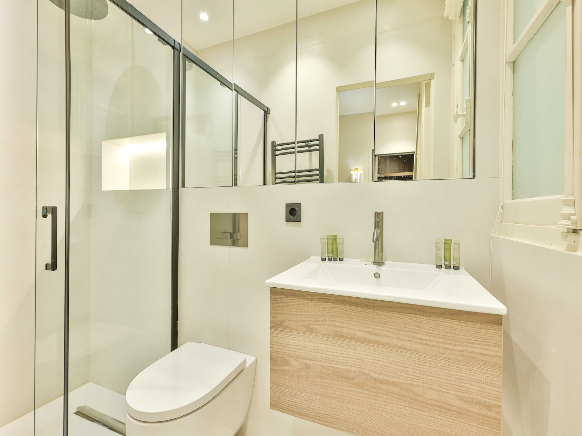 Parijs appartement bij Place de la Nation: 1 slaapkamer, 32m² voor 2 personen - foto 5