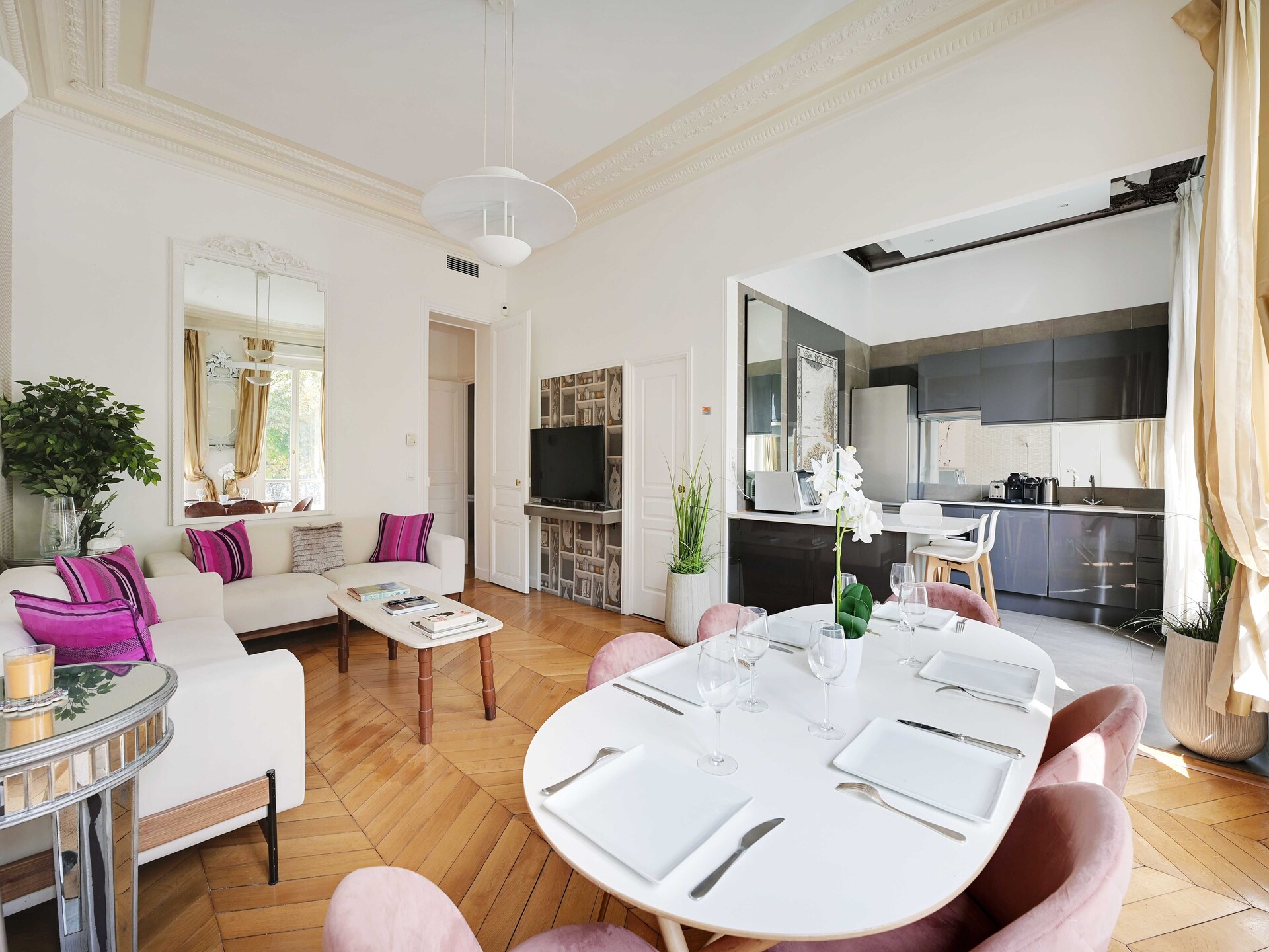 Stijlvol appartement 99m² in de prestigieuze wijk Champs-Élysées - foto 2
