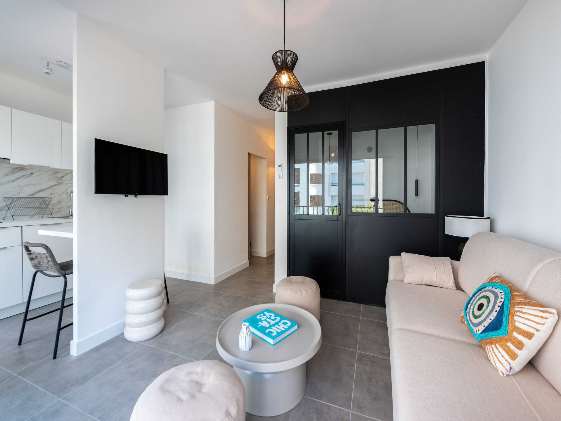 Gerenoveerd appartement in Antibes, 3 minuten van het strand - foto 12