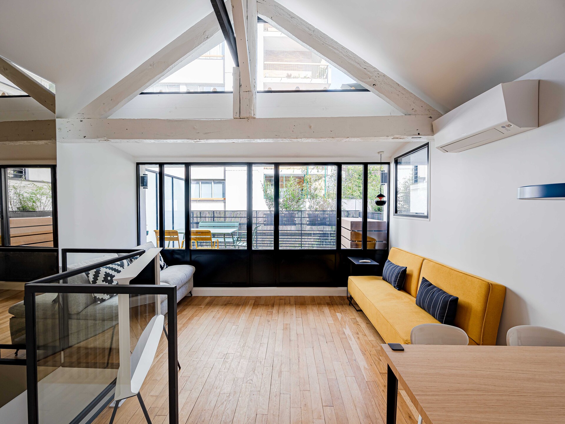 Modern tweelaags appartement in hartje Parijs, vlakbij Place de la Bastille - foto 1