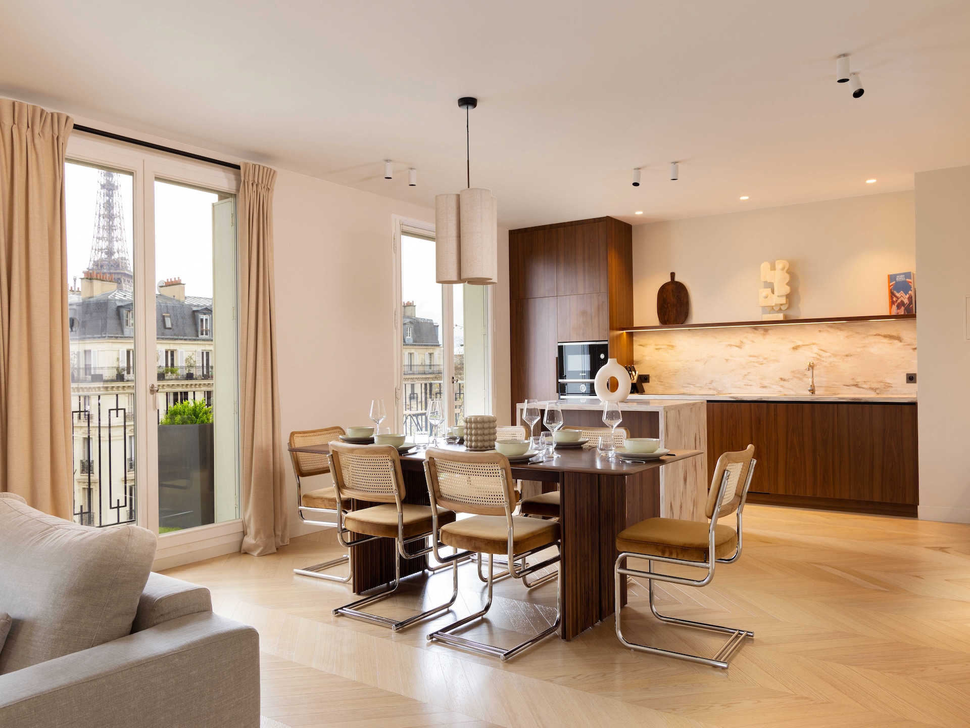 Prachtig appartement van 130 m² met uitzicht op de Arc de Triomphe - foto 10