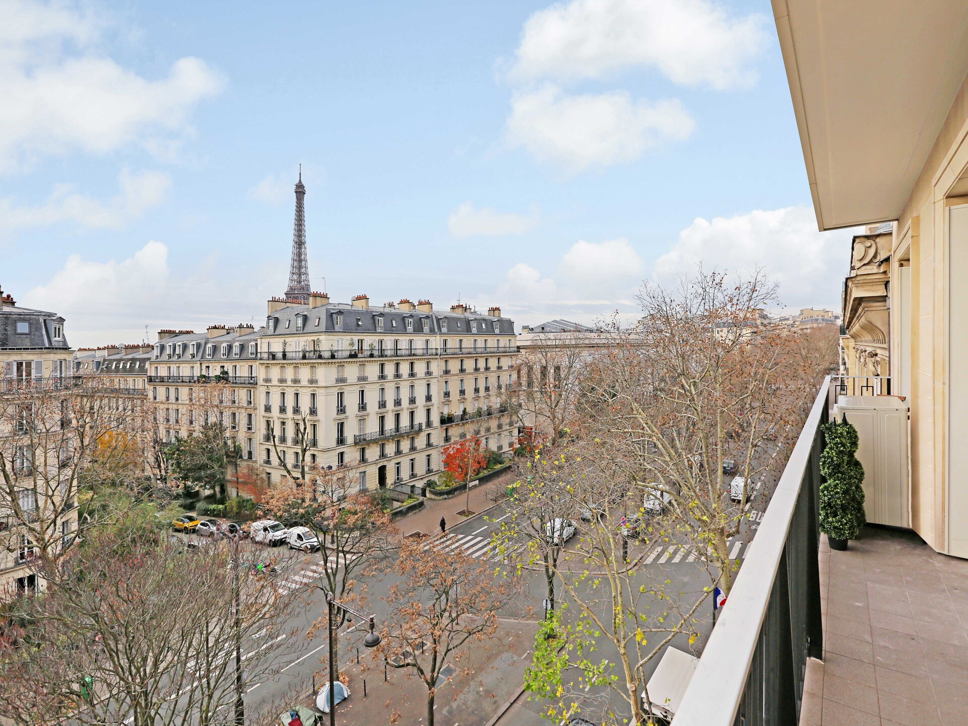 Prachtig appartement van 130 m² met uitzicht op de Arc de Triomphe - foto 18